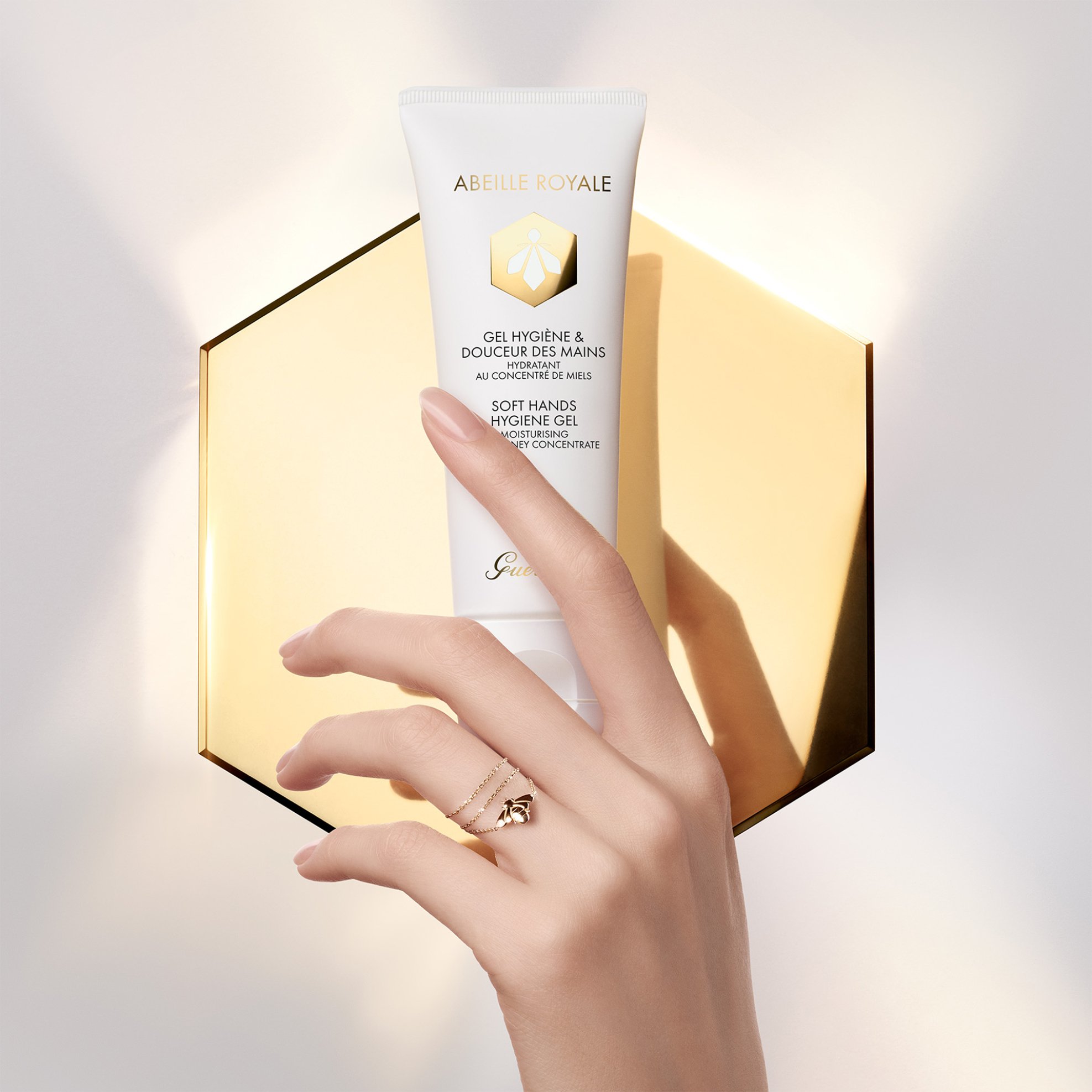 Guerlain Abeille Royale Soft Hands Hygiene Gel - Moisturising 40 ml - G061653 φωτογραφία