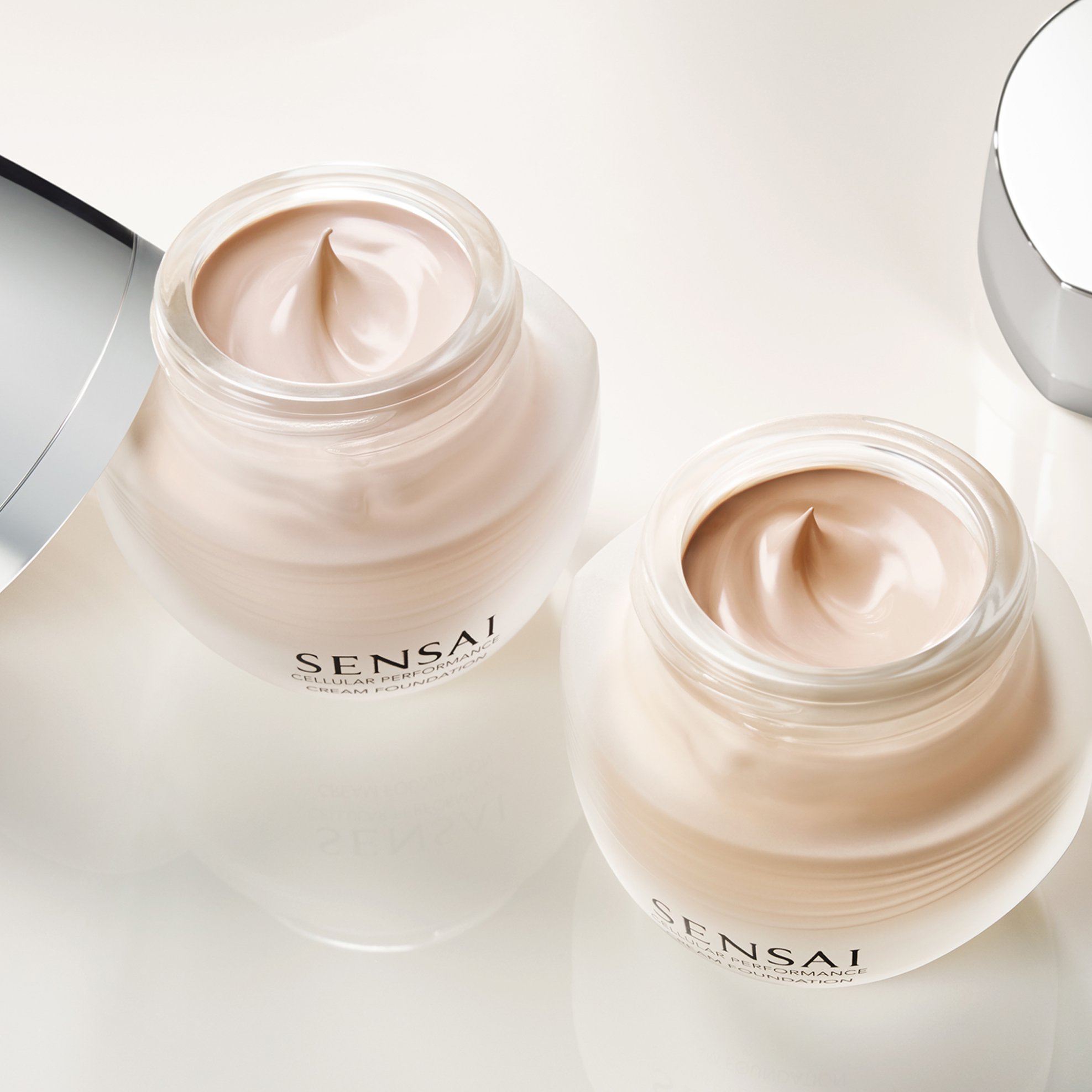 Sensai Cellular Perfomance Cream Foundation - 94192 CF21 Tender Beige φωτογραφία