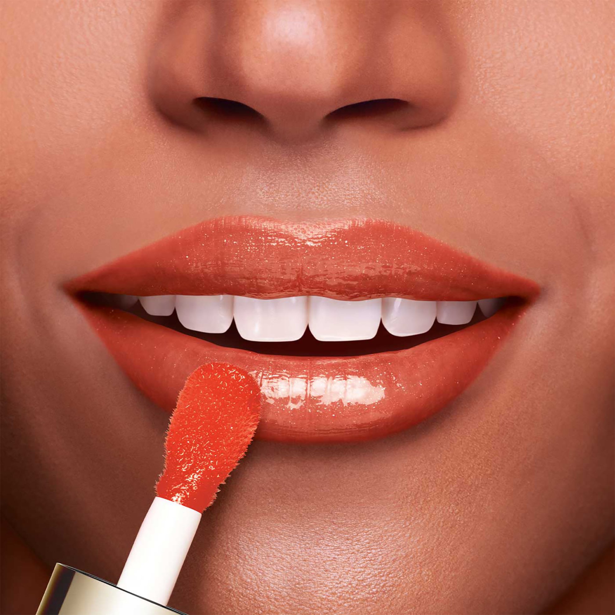 Clarins Lip Comfort Oil - 80084591 05 Apricot φωτογραφία