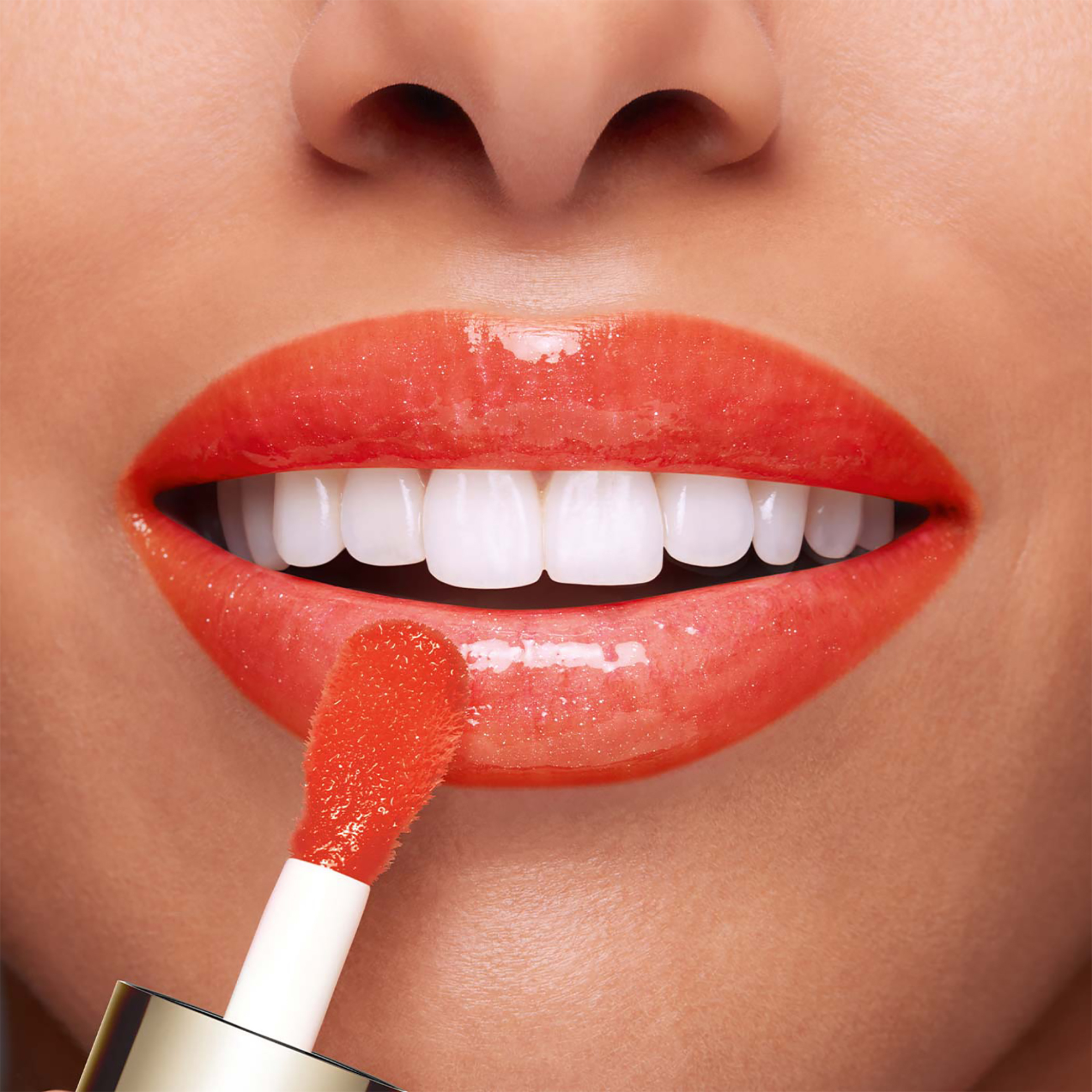 Clarins Lip Comfort Oil - 80084591 05 Apricot φωτογραφία