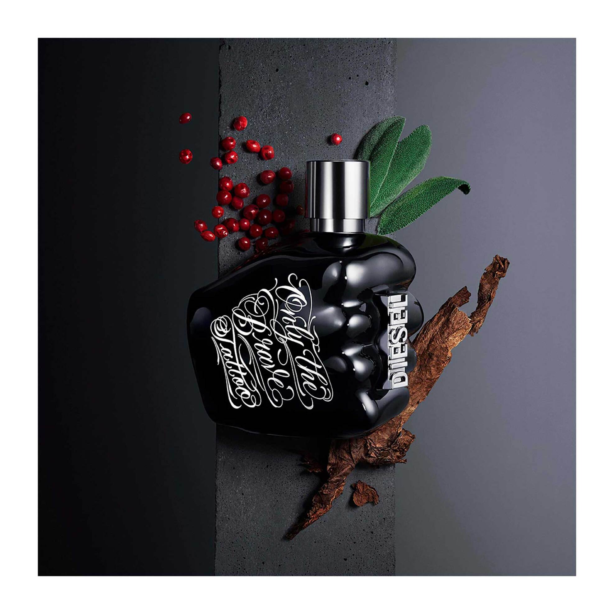 Diesel Only The Brave Tattoo Eau de Toilette - L3115108 φωτογραφία
