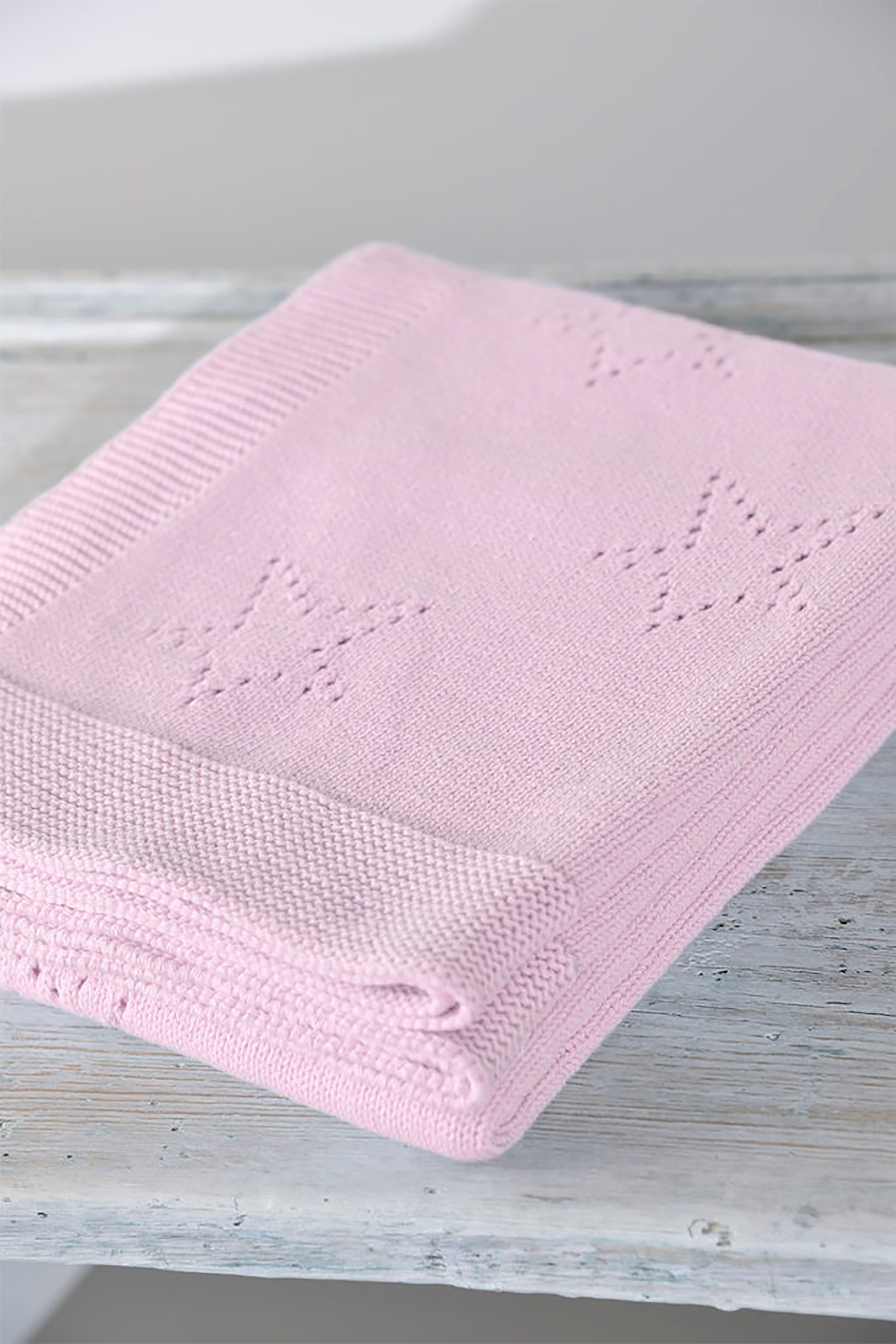 DOWN TOWN HOME DOWN TOWN Home βρεφική κουβέρτα λίκνου με διάτρητο σχέδιο "DT449" 75 x 105 cm - 15-0143