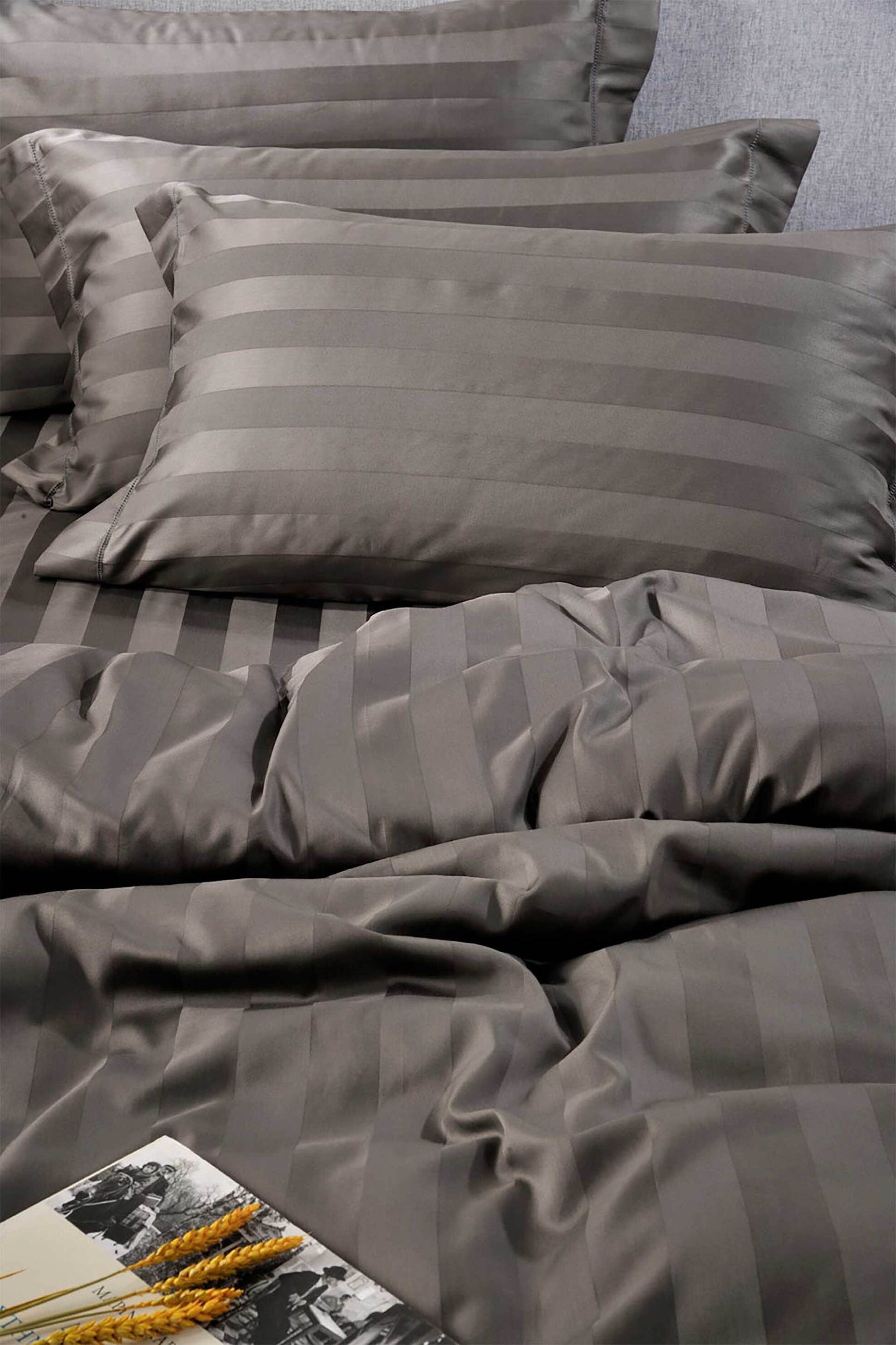 DOWN TOWN Home σετ σεντόνια υπέρδιπλα και μαξιλαροθήκες με ριγέ σχέδιο 245 x 270 cm - 52 x 75 cm - 10-0843