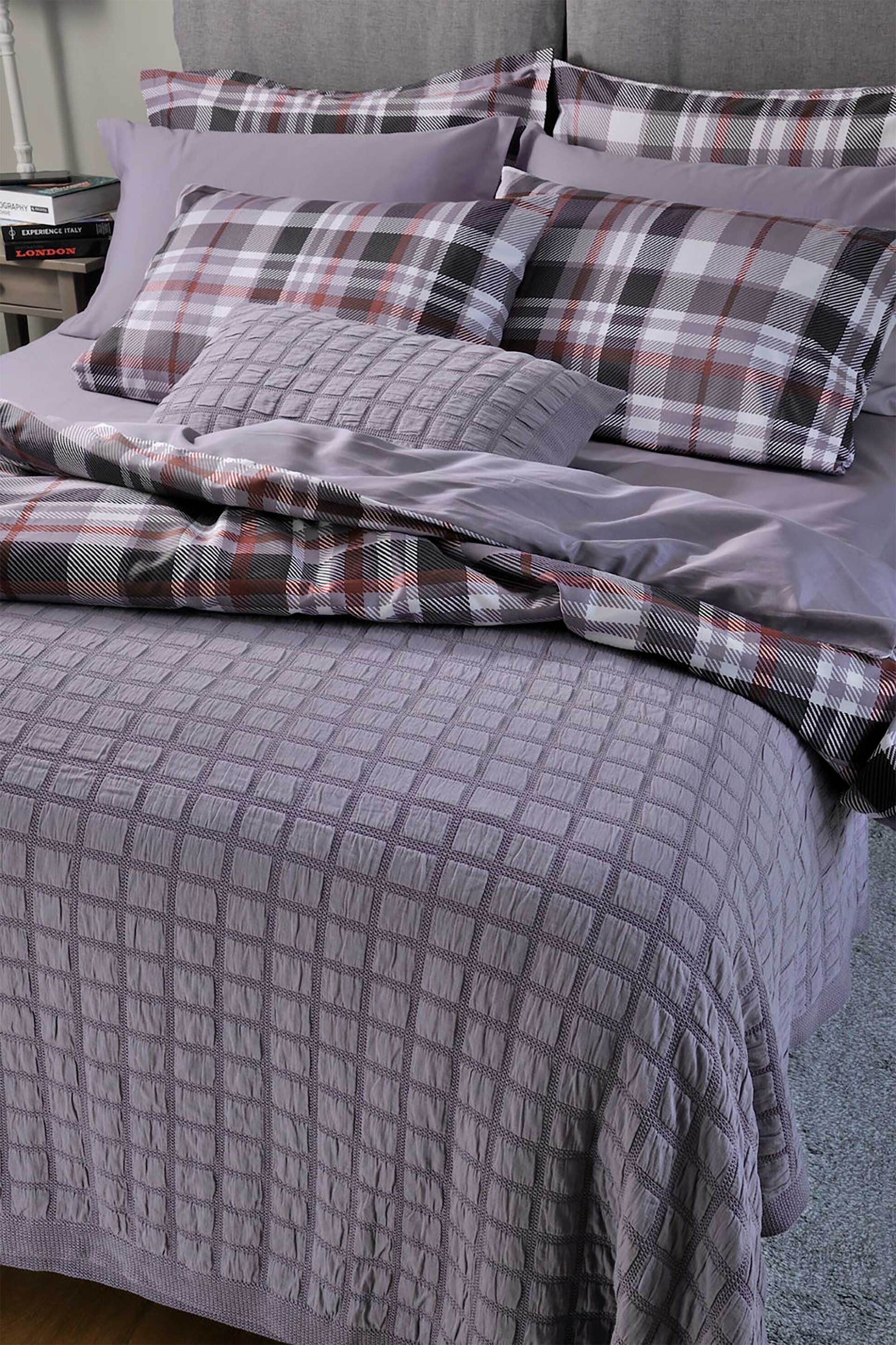 DOWN TOWN HOME DOWN TOWN Home κουβέρτα βαμβακερή υπέρδιπλη με ανάγλυφο γεωμετρικό σχέδιο 230 x 260 cm - 34-0239