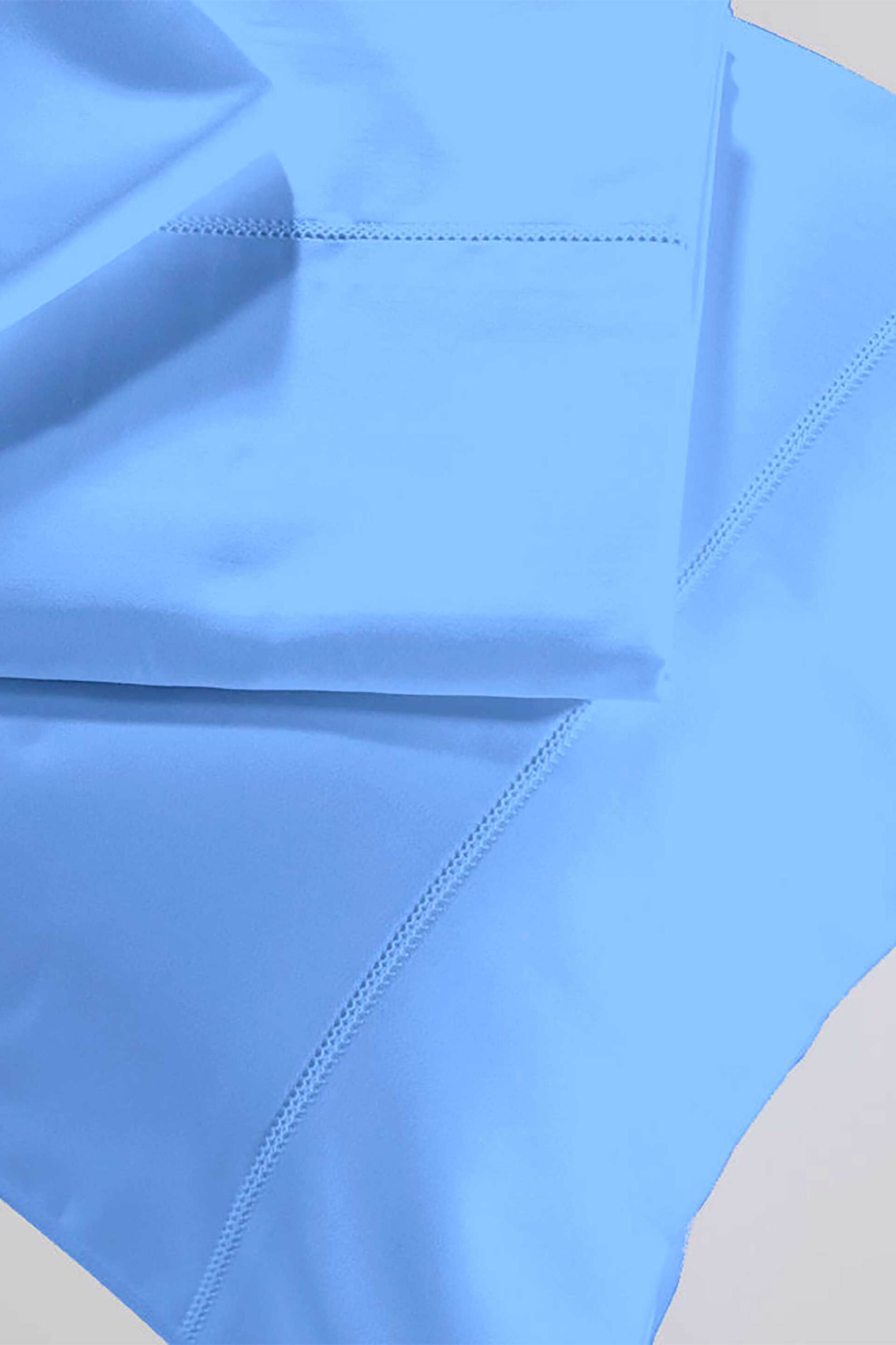 DOWN TOWN Home σετ σεντόνια ημίδιπλα και μαξιλαροθήκες με ανάγλυφη ραφή "250/17 Ciel" 2 x 205 x 305 cm - 2 x 50 x 75 cm - 17-0114