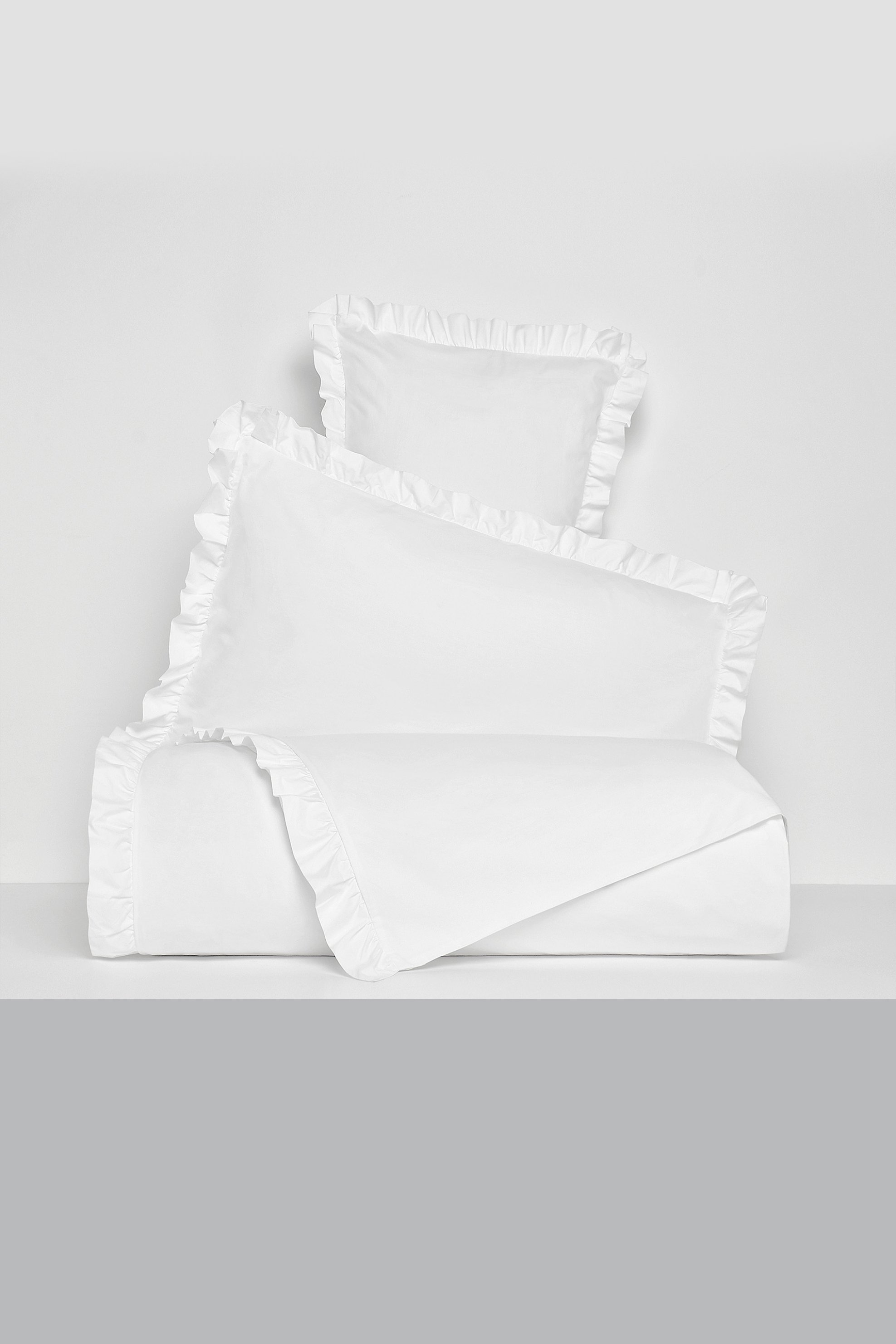 Coincasa υπέρδιπλη παπλωματοθήκη μονόχρωμη με βολάν 220 x 240 cm - 006533107 Λευκό