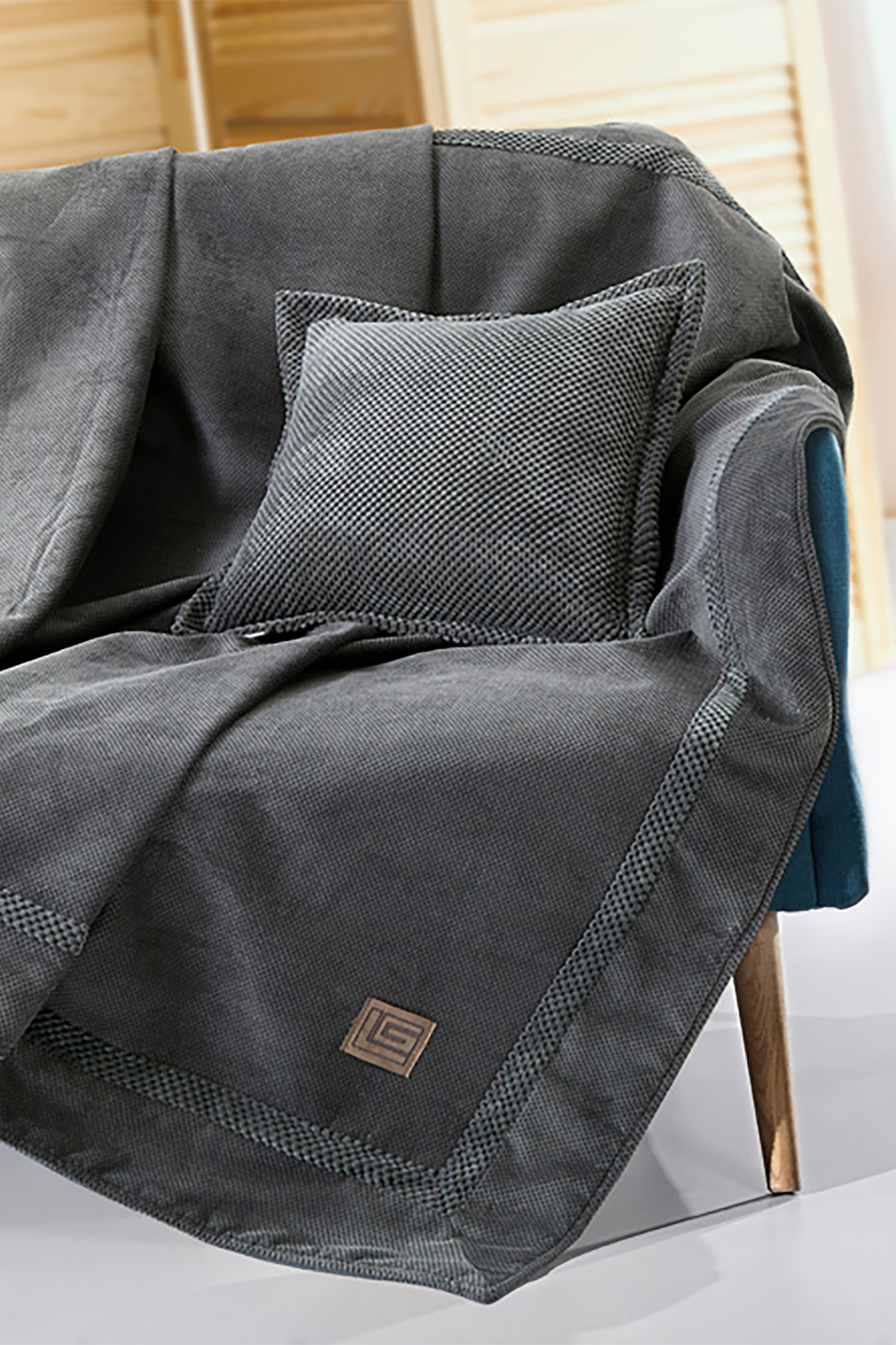 GUY LAROCHE Guy Laroche ριχτάρι διθέσιου καναπέ "Rubicon Anthracite" 170 x 250 cm - 1133086122001