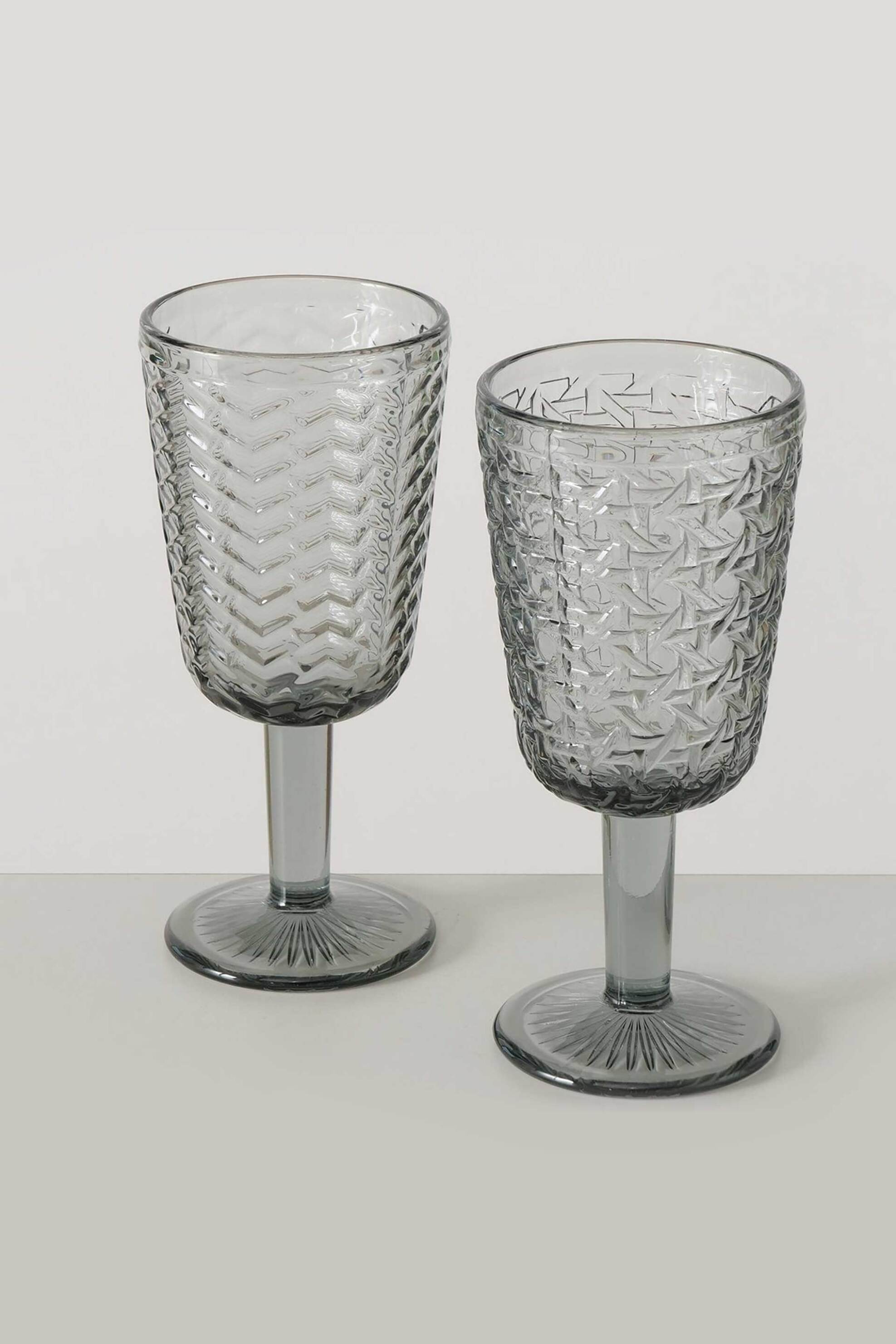 Home > ΚΟΥΖΙΝΑ > Υαλικά > Ποτήρια DOMUS HOMUS γυάλινο ποτήρι με πόδι "Keano" 17 cm - 20-25-466