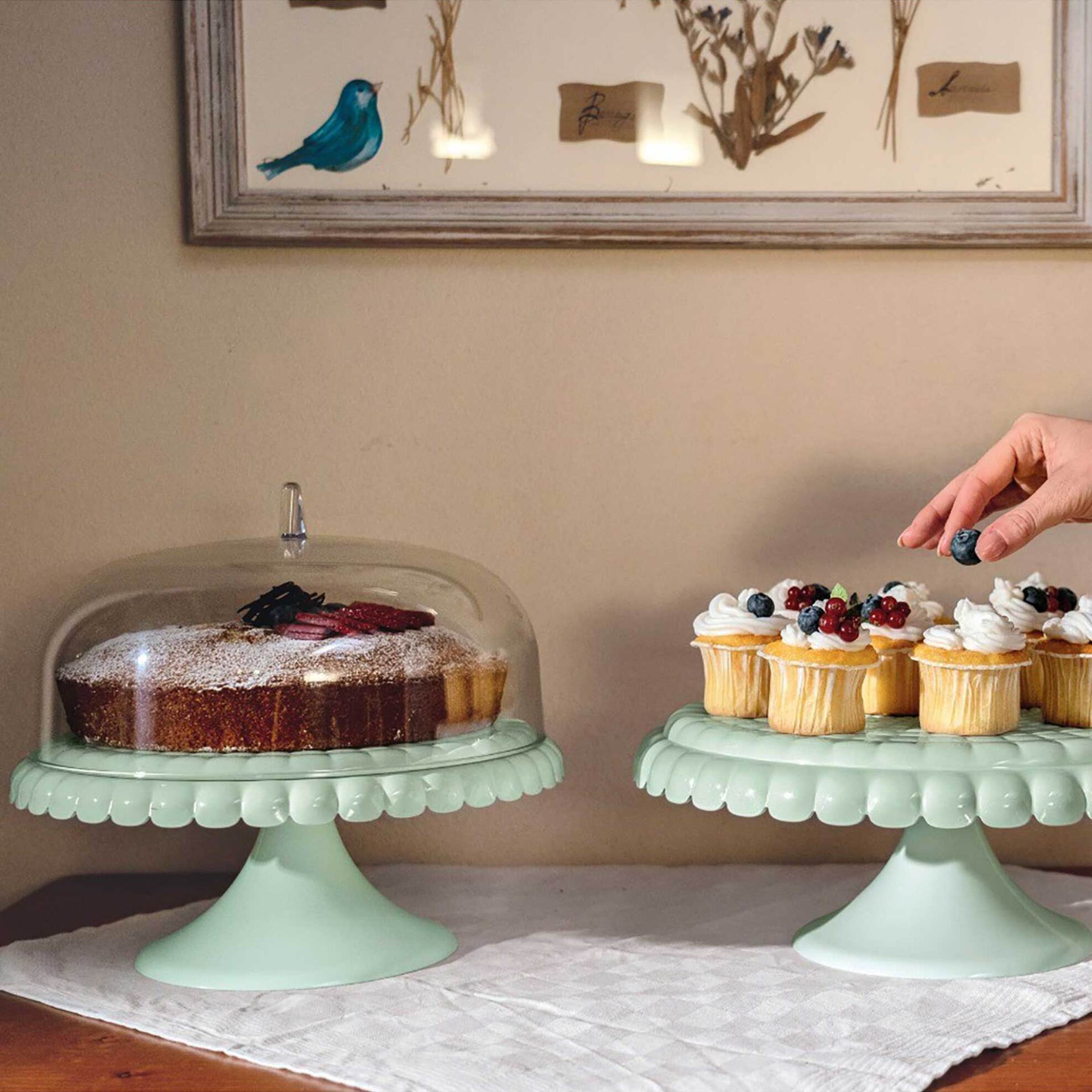 Guzzini βάση για κέικ πλαστική με πόδι "Tiffany" 36 x 28 cm - 8008392343226 φωτογραφία