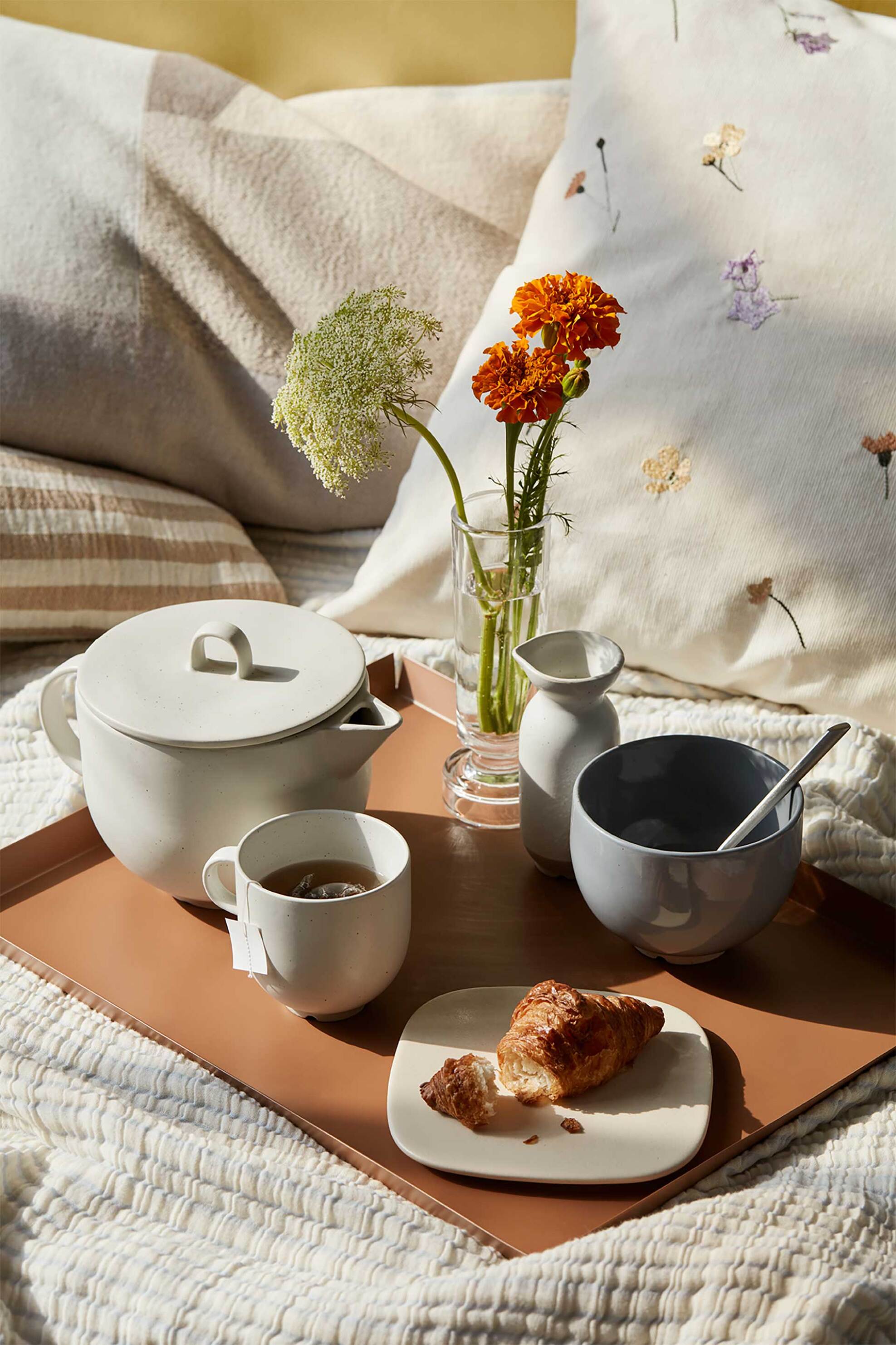 Broste Copenhagen διακοσμητικό γυάλινο βάζο χώρου διάφανο "Petra" 6,6 x 17 cm - 14498111 Διάφανο φωτογραφία