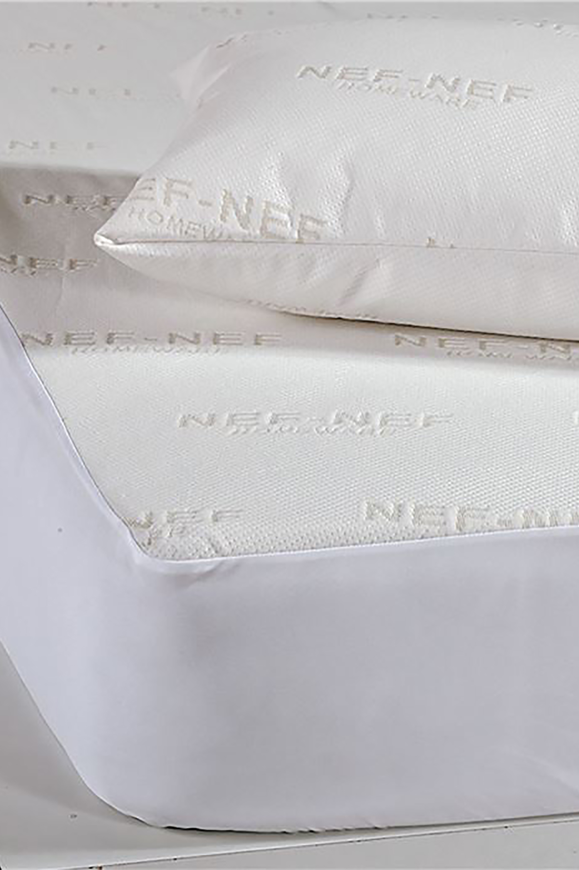Nef-Nef Σετ Προστατευτικά Καλύμματα για Μαξιλαροθήκες Αδιάβροχα (2 Τεμάχια) - 015079 Υπόλευκο