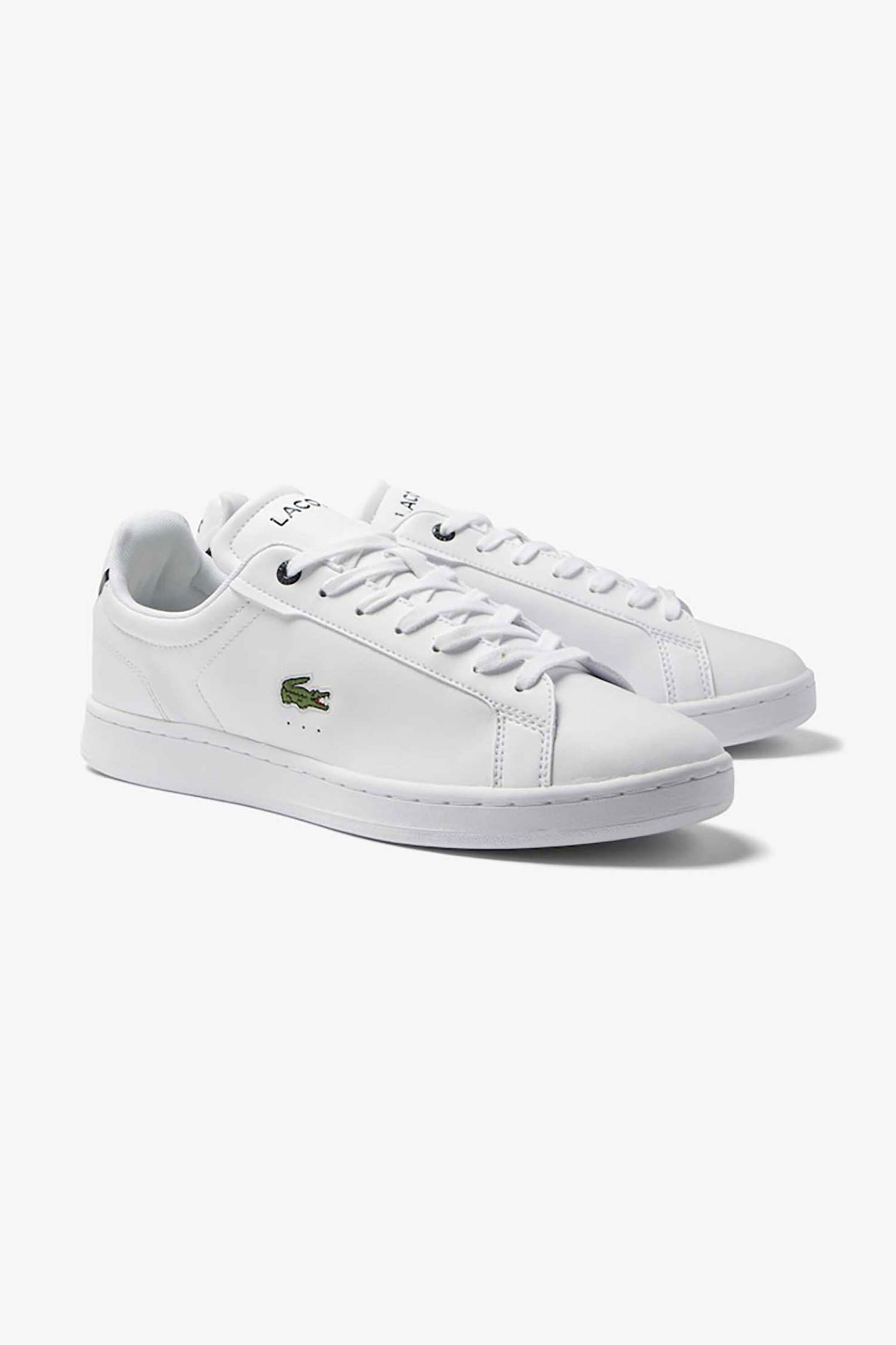 Ανδρική Μόδα > Ανδρικά Παπούτσια > Ανδρικά Sneakers Lacoste ανδρικά sneakers μονόχρωμα με κεντημένο λογότυπο στο πλάι "Carnaby Pro BL" - 45SMA0110042 Λευκό