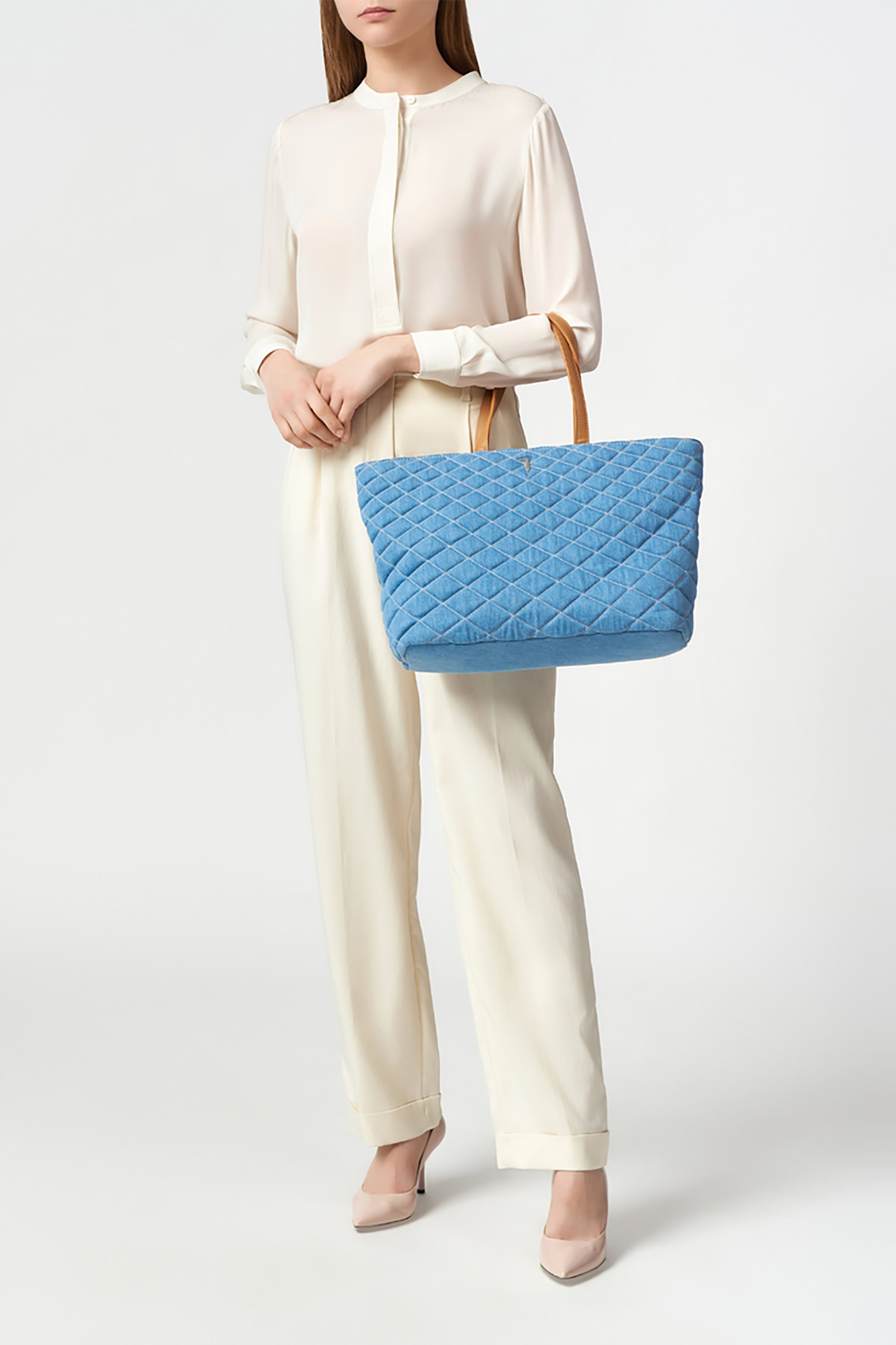 Trussardi γυναικεία τσάντα ώμου με μεταλλικό λογότυπο - 75B01105-9Y099998 φωτογραφία