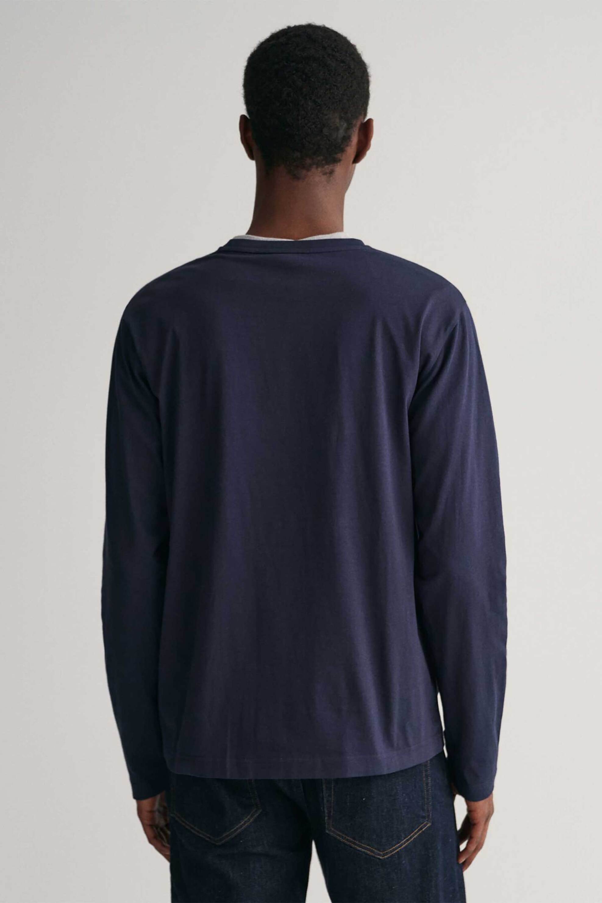 Gant ανδρική μακρυμάνικη μπλούζα μονόχρωμη με κεντημένο logo Regular Fit - 2004049 Μπλε Σκούρο φωτογραφία