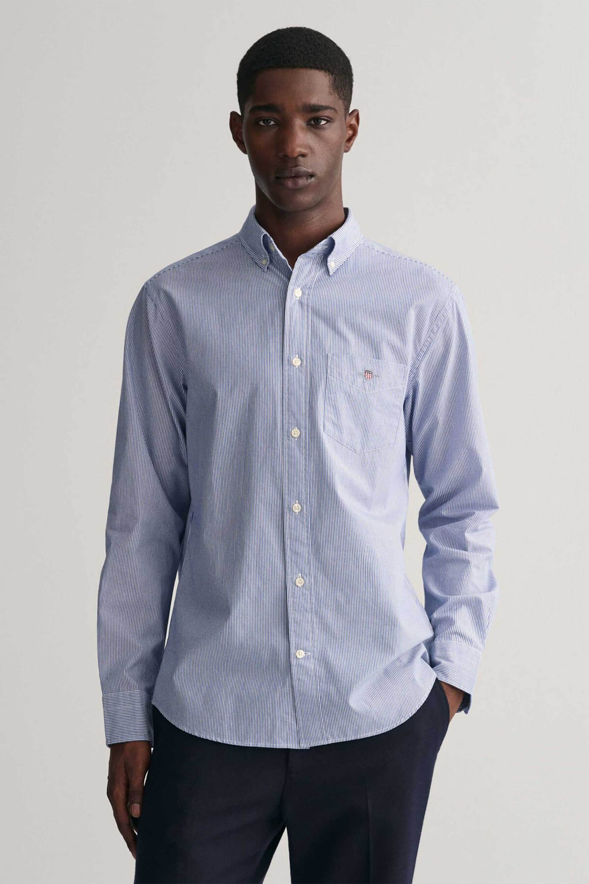 Gant ανδρικό πουκάμισο button down με ψιλό ριγέ σχέδιο και τσέπη με κεντημένο λογότυπο Regular Fit - 3000140 Μπλε