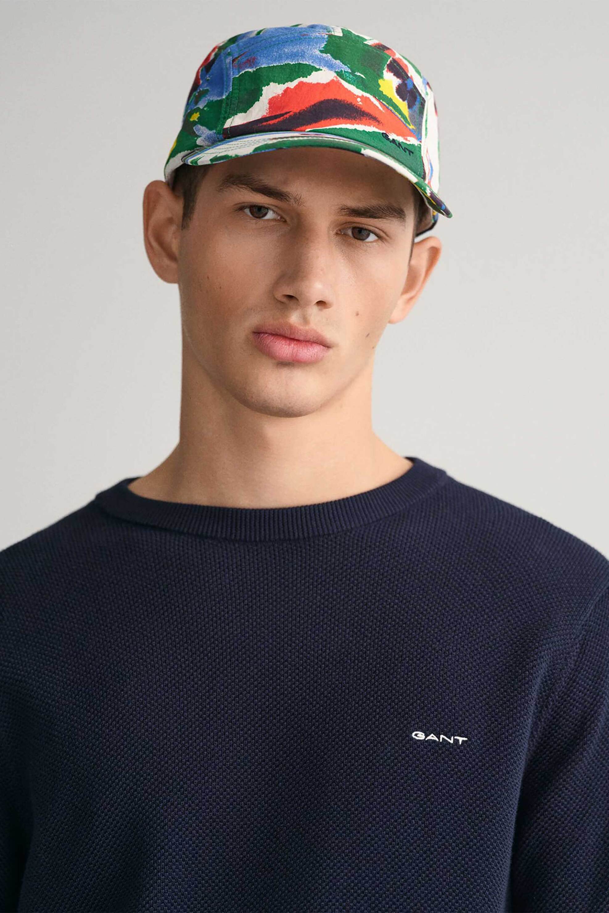 Gant ανδρικό πουλόβερ μονόχρωμο πικέ με κεντημένο λογότυπο Regular Fit - 8040521 Μπλε Σκούρο φωτογραφία