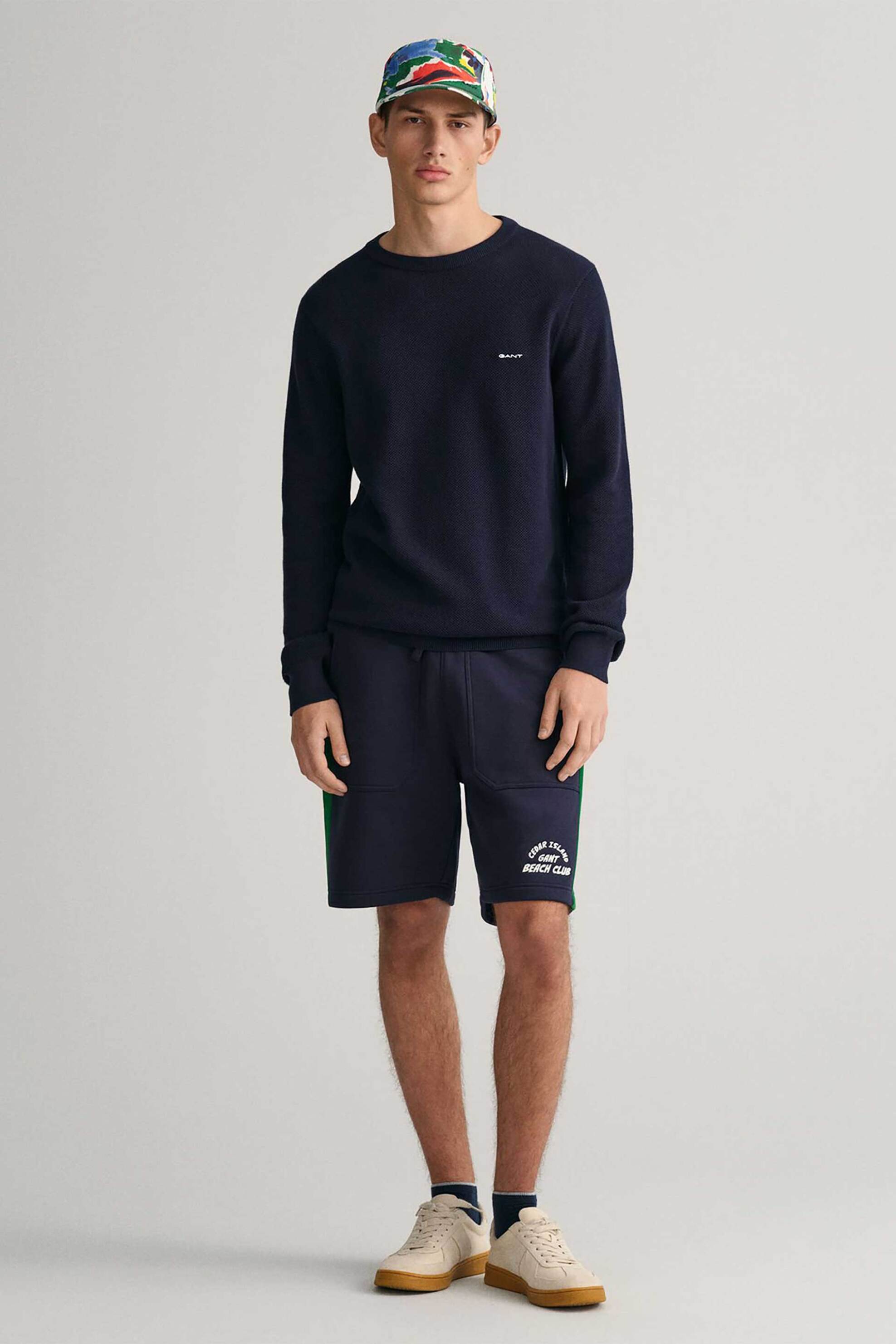 Gant ανδρικό πουλόβερ μονόχρωμο πικέ με κεντημένο λογότυπο Regular Fit - 8040521 Μπλε Σκούρο φωτογραφία