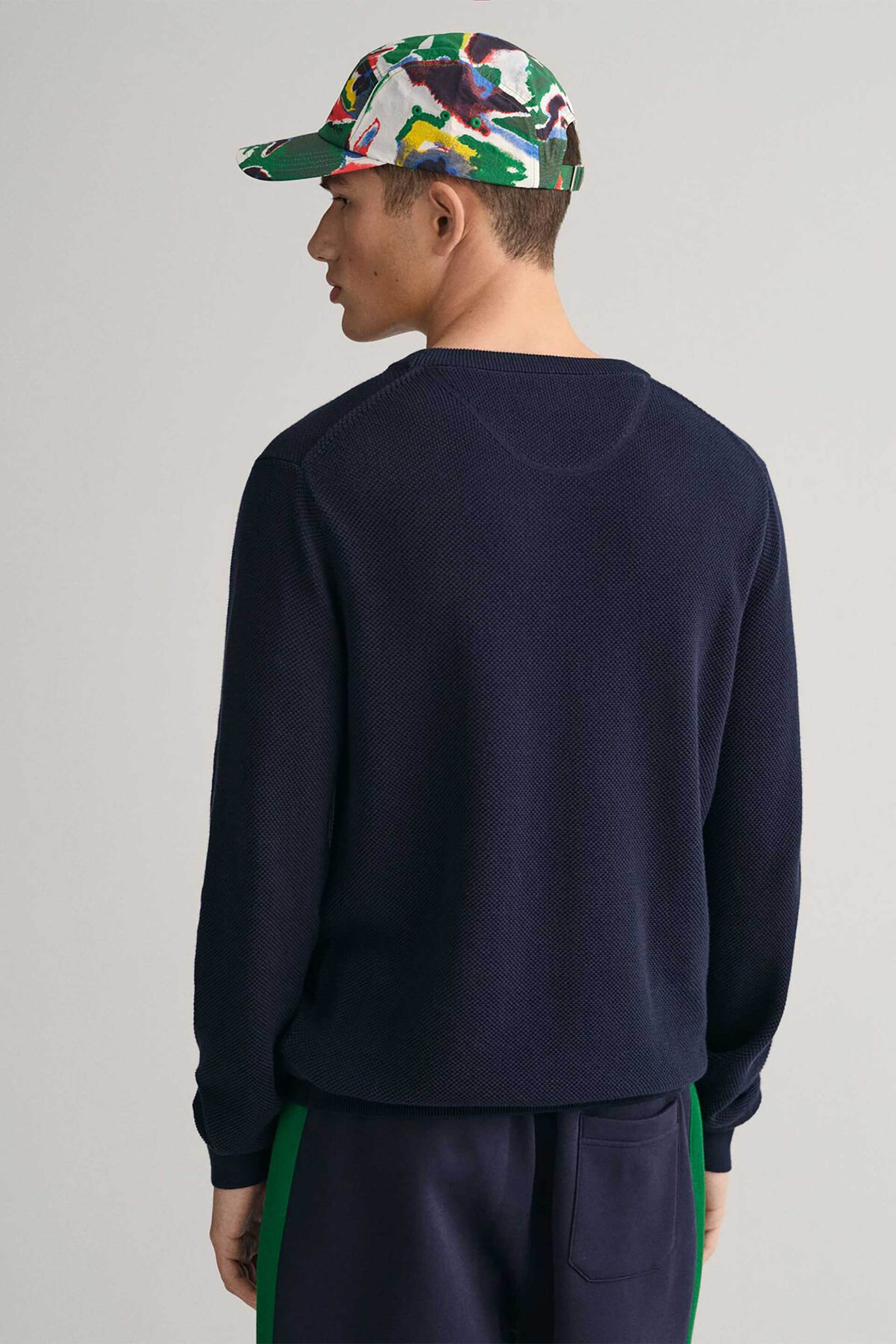 Gant ανδρικό πουλόβερ μονόχρωμο πικέ με κεντημένο λογότυπο Regular Fit - 8040521 Μπλε Σκούρο φωτογραφία