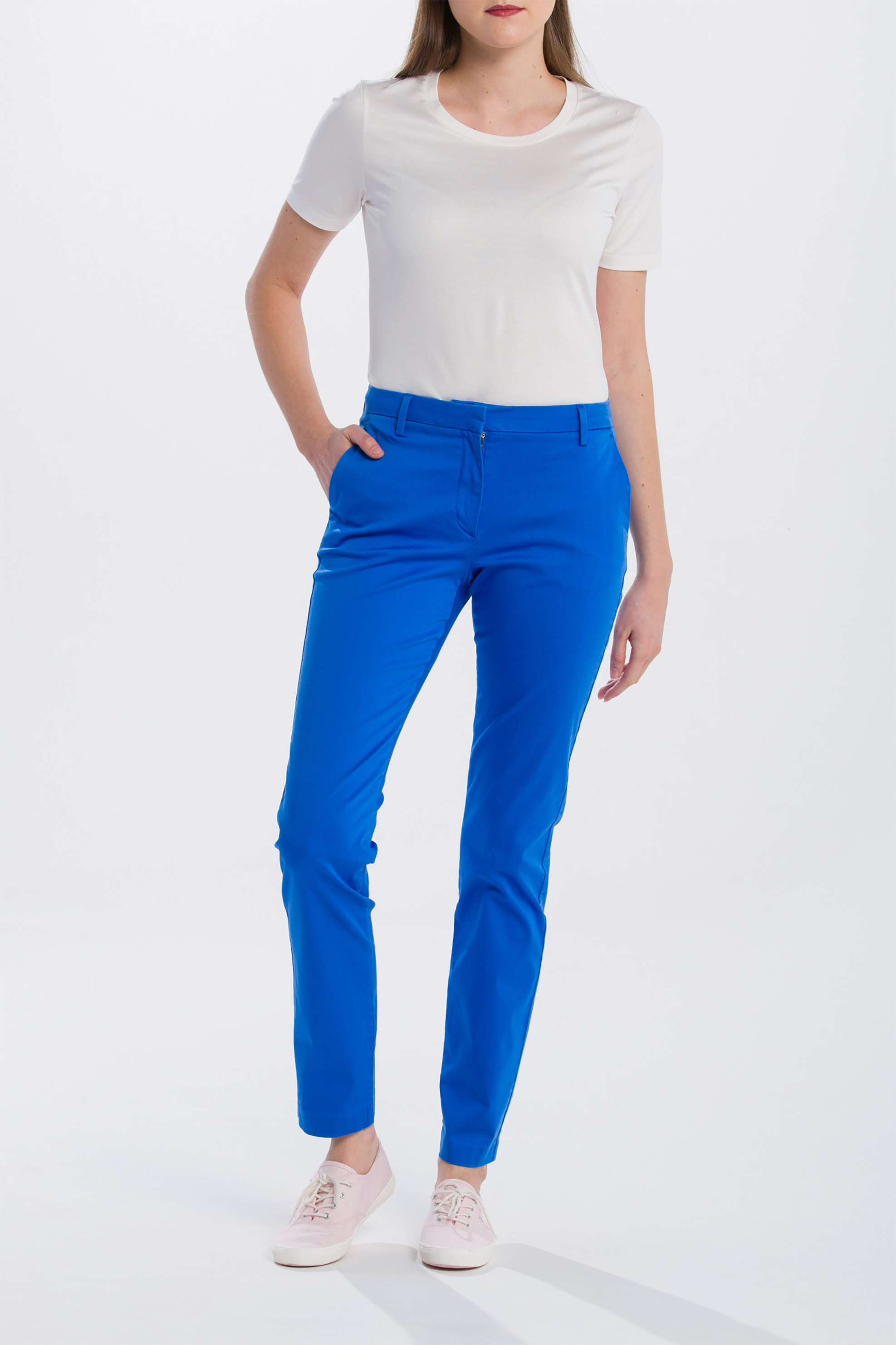 Gant γυναικείο παντελόνι chino cropped - 4150077 Μπλε Ηλεκτρίκ φωτογραφία