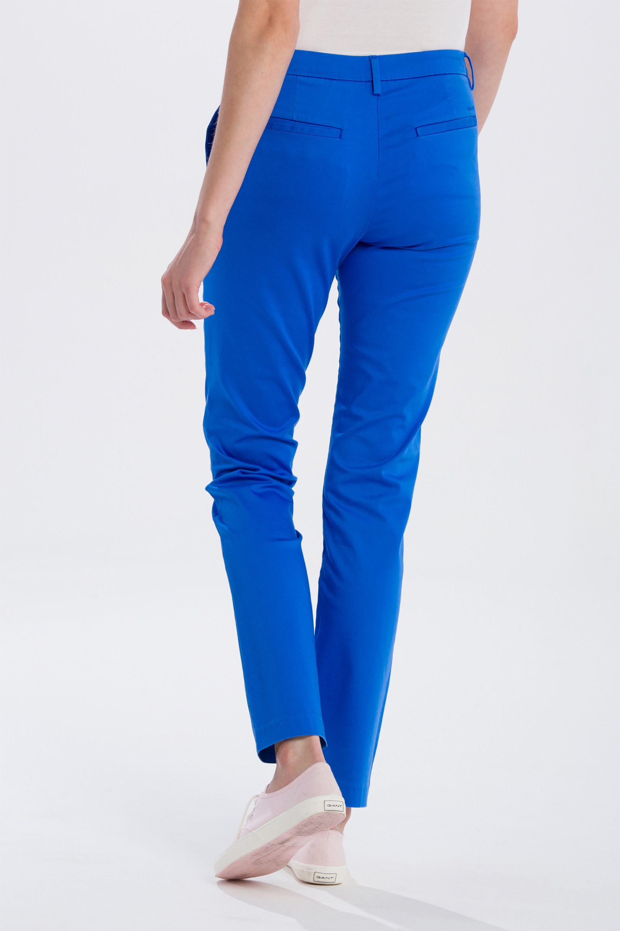 GANT Gant γυναικείο παντελόνι chino cropped - 4150077 Μπλε Ηλεκτρίκ - 3