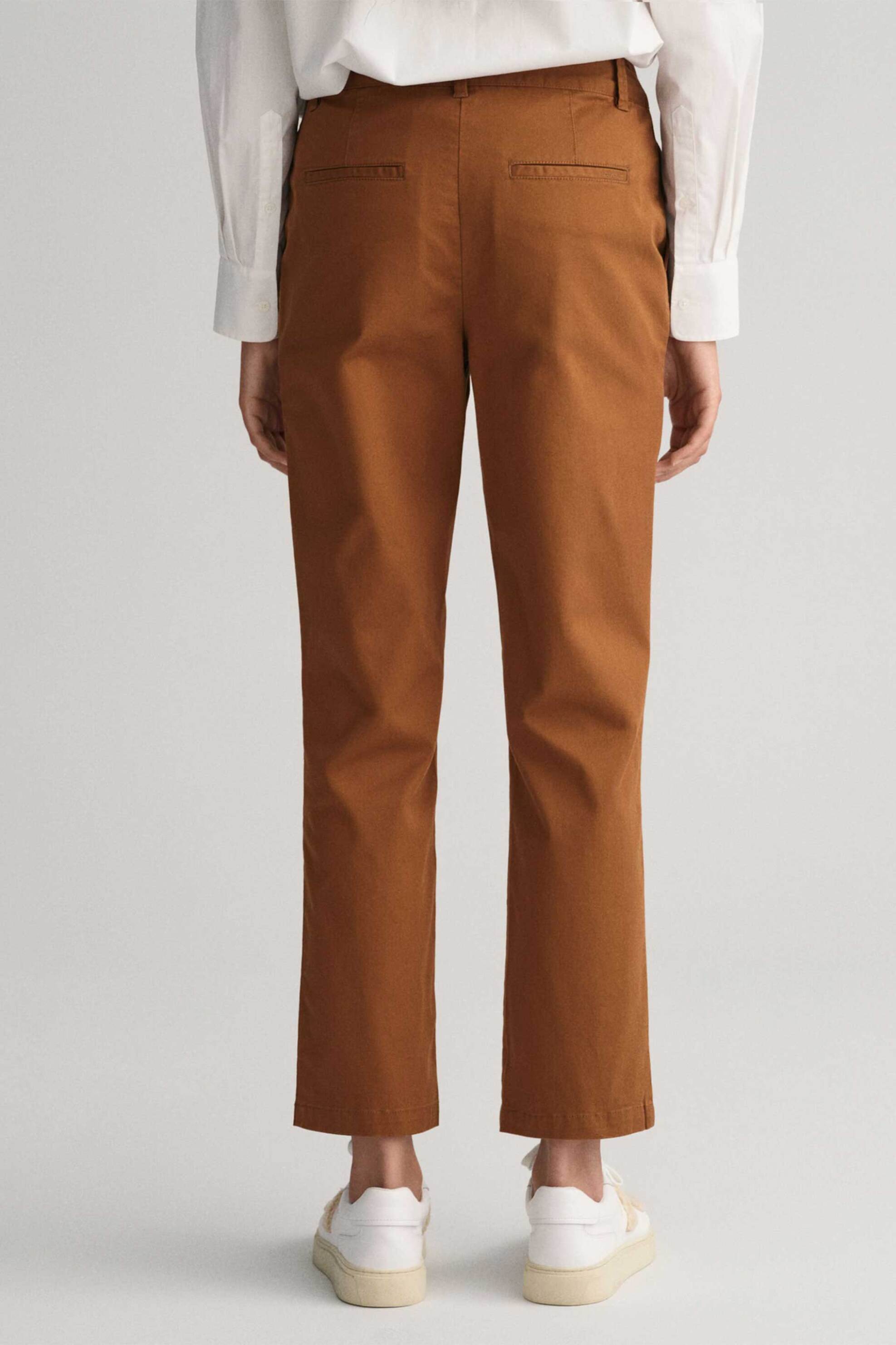 Gant γυναικείο παντελόνι chino μονόχρωμο cropped με τσέπες Slim Fit - 4150261 Καφέ φωτογραφία