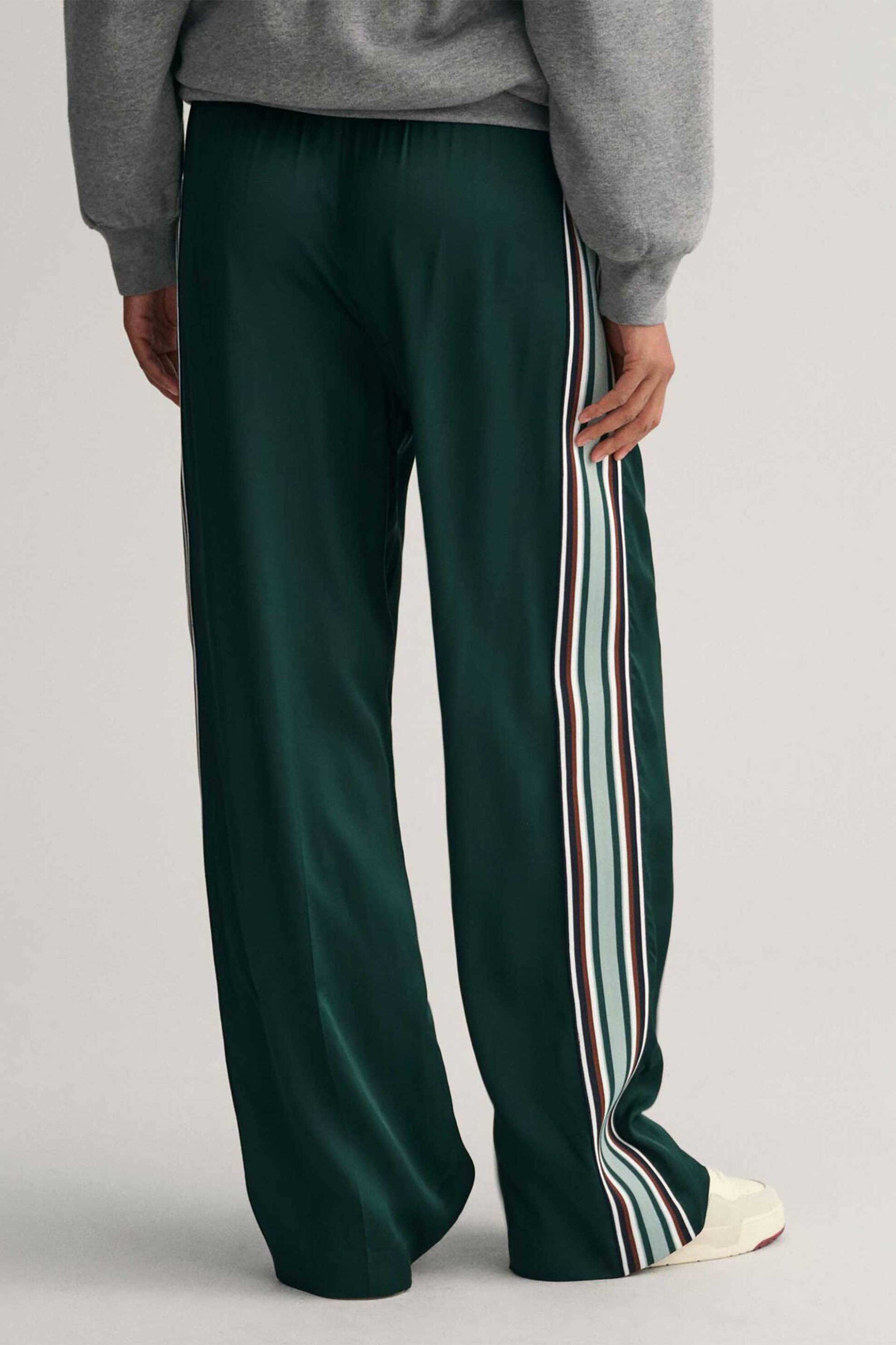 GANT Gant γυναικείο παντελόνι με ρίγες στο πλάι Relaxed Fit - 4150278 Πράσινο Σκούρο - 3