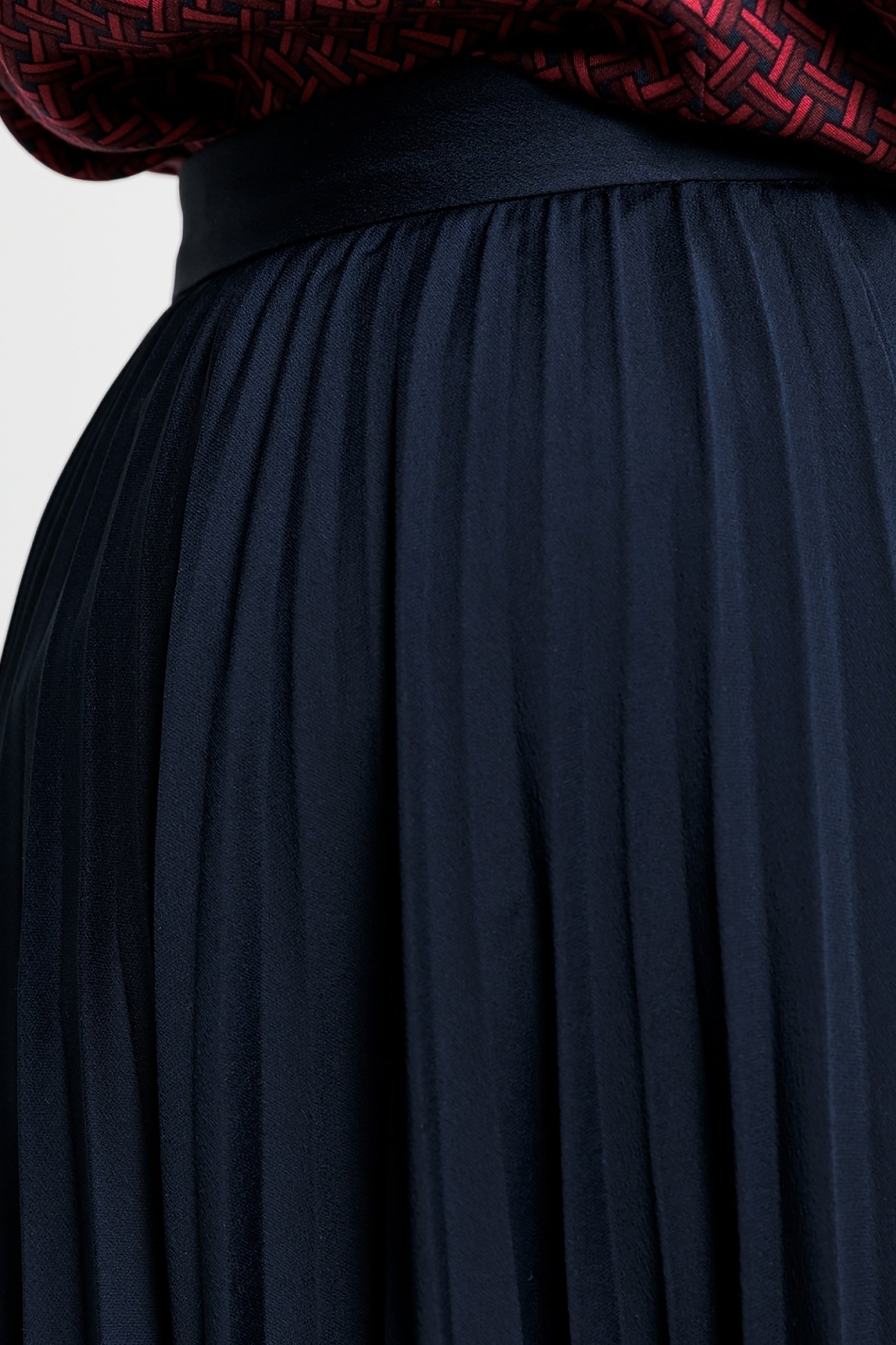 GANT Gant γυναικεία midi φούστα πλισέ μονόχρωμη - 4401028 Μπλε Σκούρο - 3