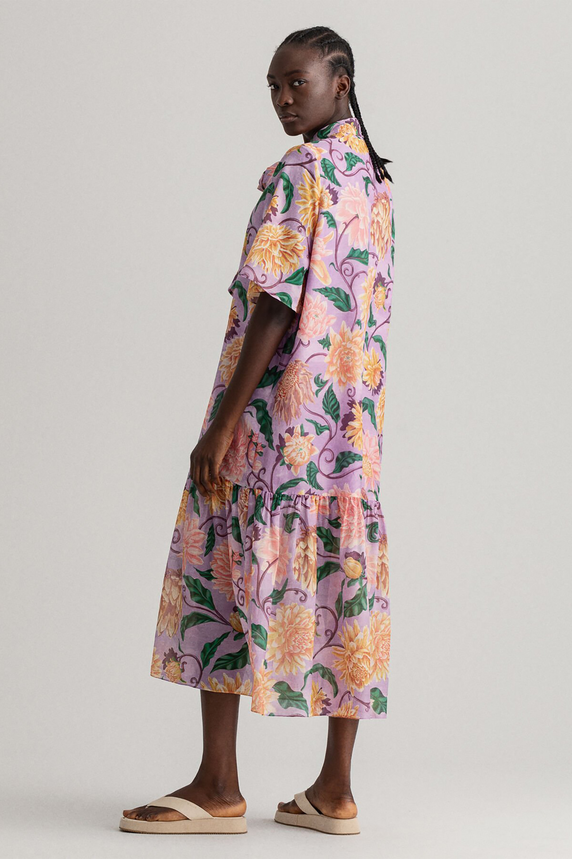 Gant γυναικείο midi φόρεμα με all-over floral print και δέσιμο στο λαιμό "Dahlia" - 4503179 Βιολετί φωτογραφία