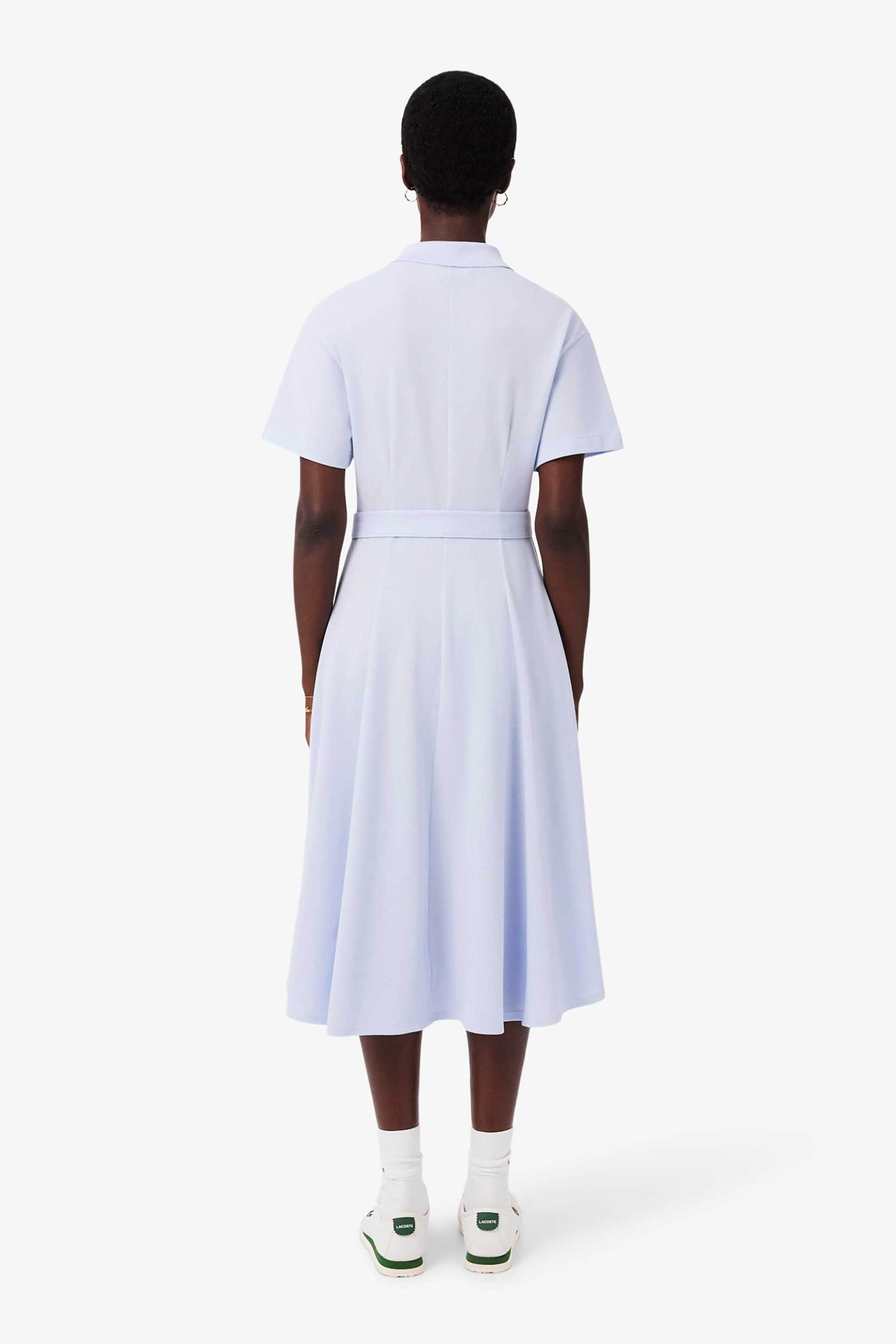 Lacoste Γυναικείο Midi Φόρεμα Πόλο Σεμιζιέ Πικέ με Κεντημένο Λογότυπο Flared Cut - Ef9621-00 Σιελ