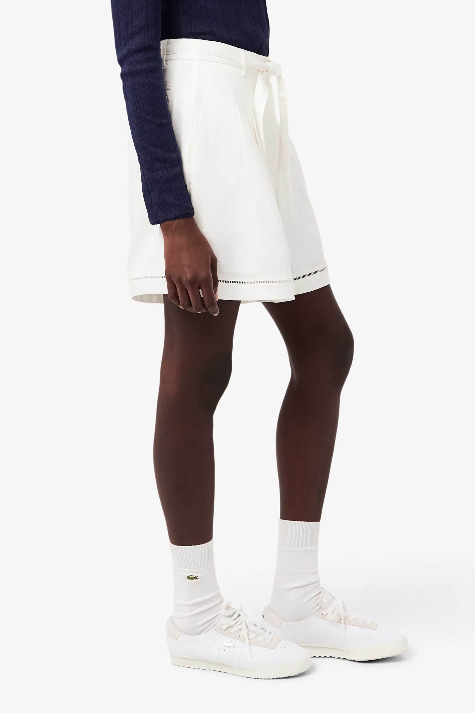LACOSTE Lacoste γυναικεία βερμούδα με ζώνη και λογότυπο Oversized Fit - FF1026 Λευκό - 2