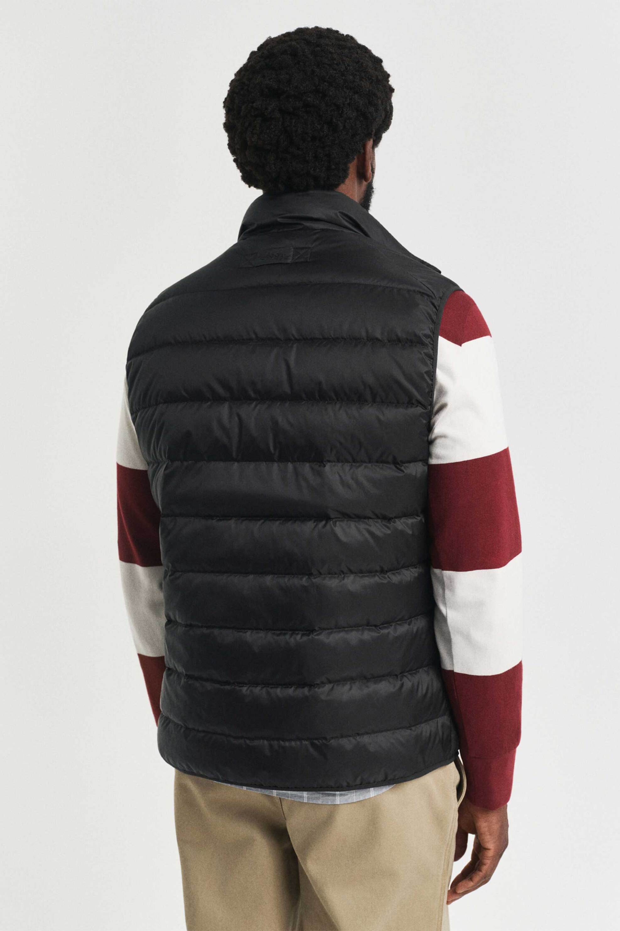 Gant ανδρικό αμάνικο μπουφάν αδιάβροχο με καπιτονέ σχέδιο και λογότυπο Regular Fit - 7006527 Μαύρο φωτογραφία