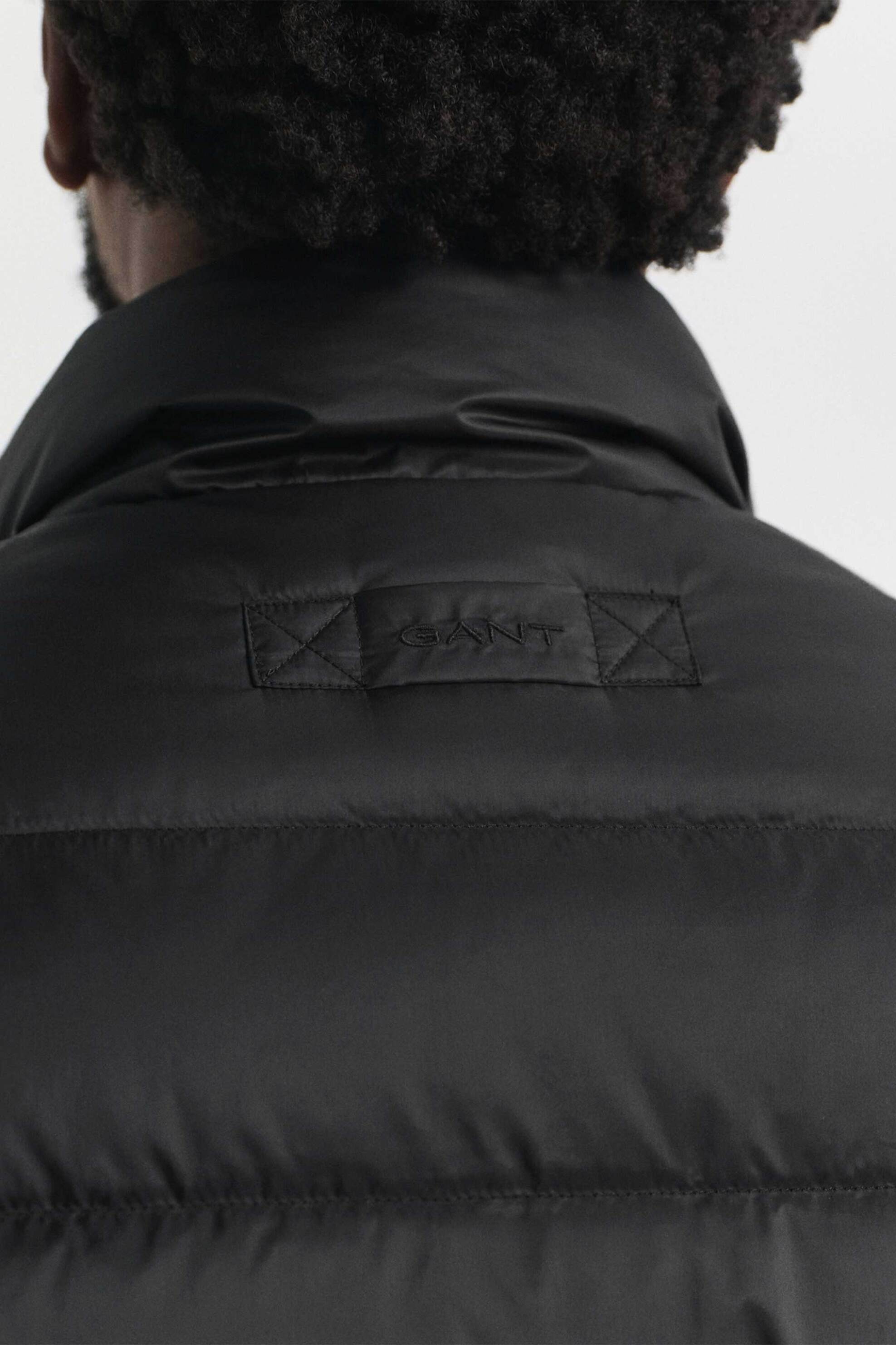 Gant ανδρικό αμάνικο μπουφάν αδιάβροχο με καπιτονέ σχέδιο και λογότυπο Regular Fit - 7006527 Μαύρο φωτογραφία
