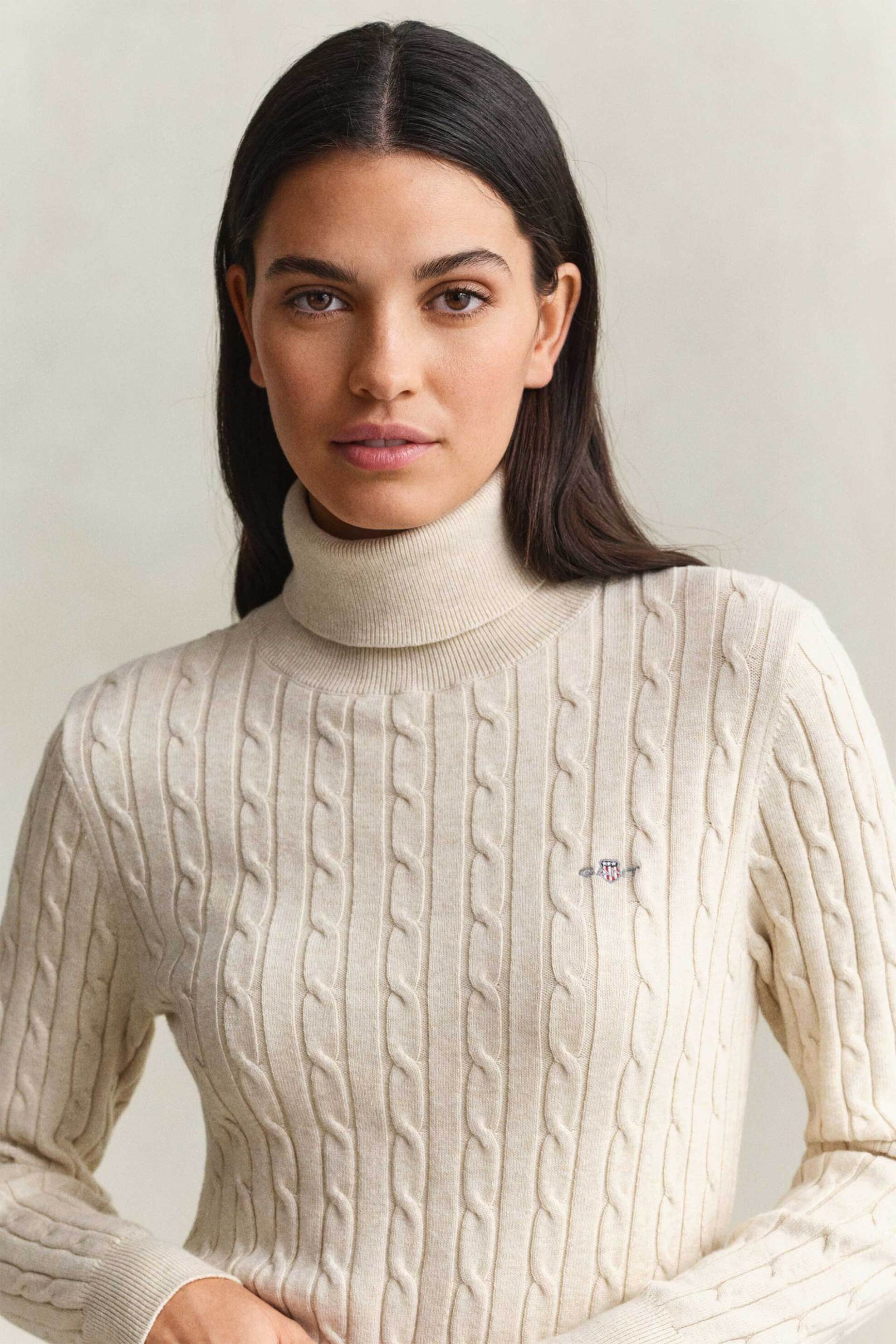 Gant γυναικεία πλεκτή μπλούζα ζιβάγκο με cable knit pattern και κεντημένο λογότυπο Slim Fit - 4800102 Κρέμ