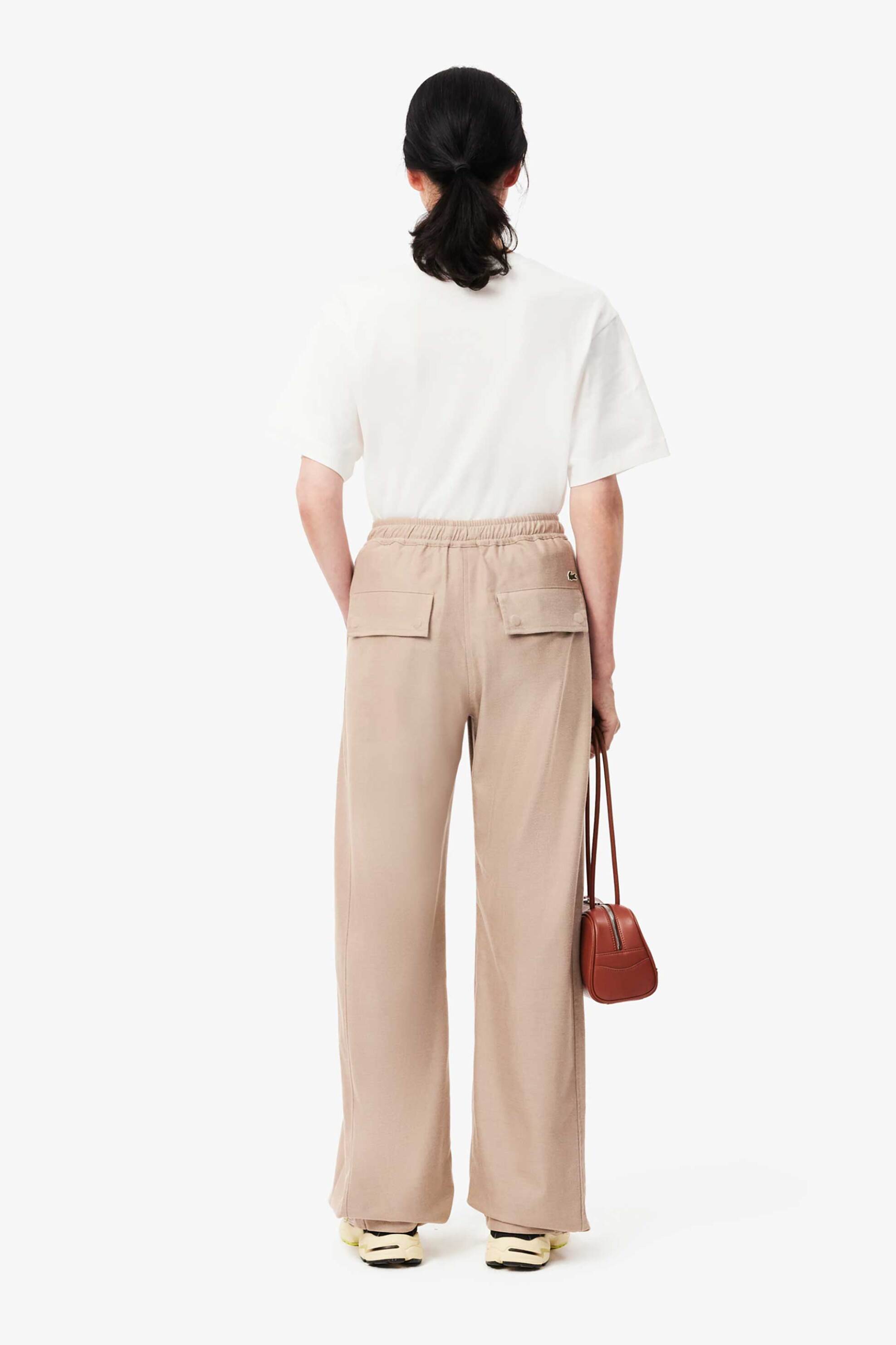 Lacoste γυναικείο παντελόνι με ελαστική μέση Wide Natural Fit - HF4206-00 Μπεζ φωτογραφία