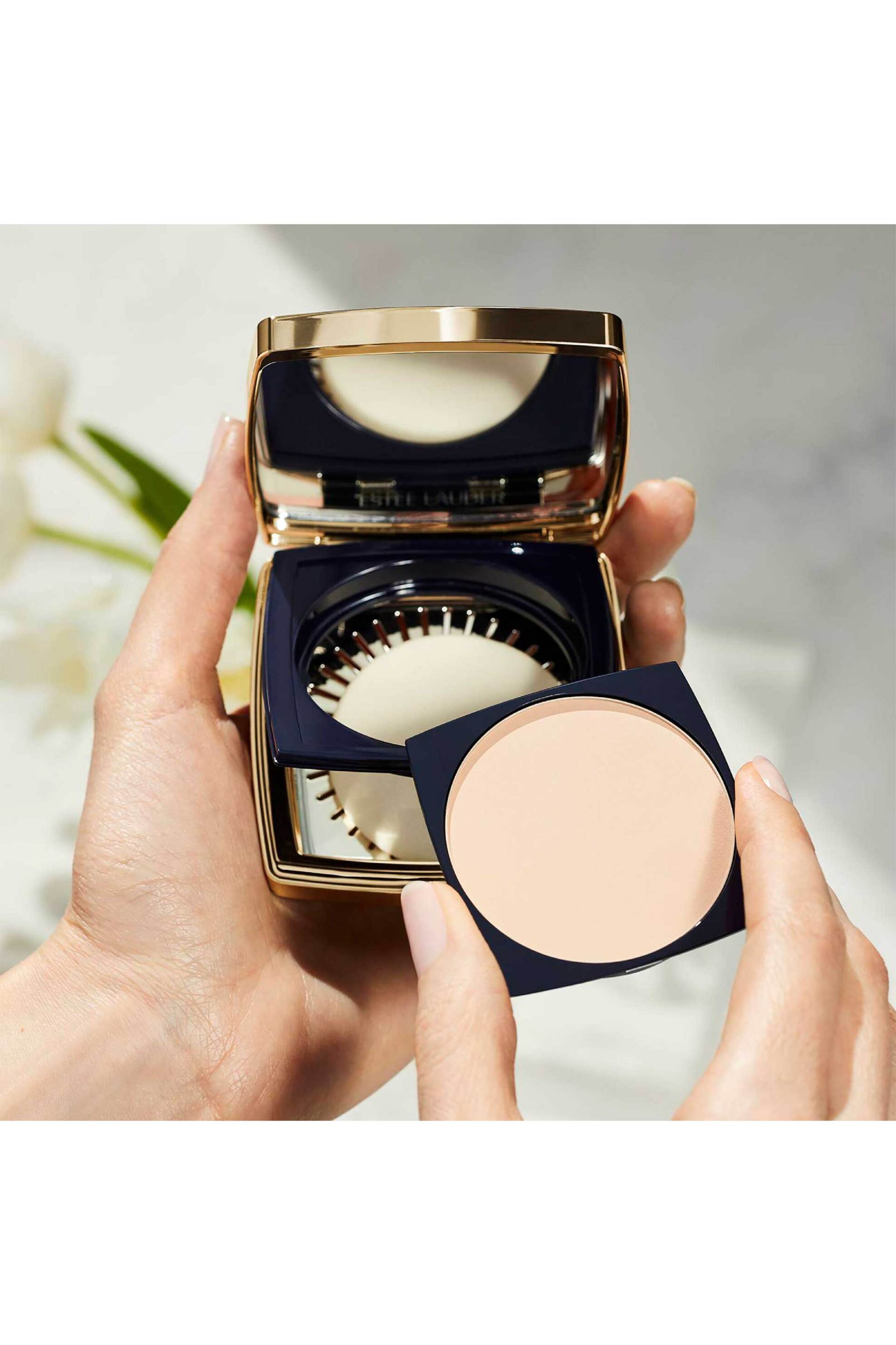 Estée Lauder Double Wear Stay-In-Place Matte Powder Foundation 11 Gr - G3Fj020000 2C2 Pale Almond