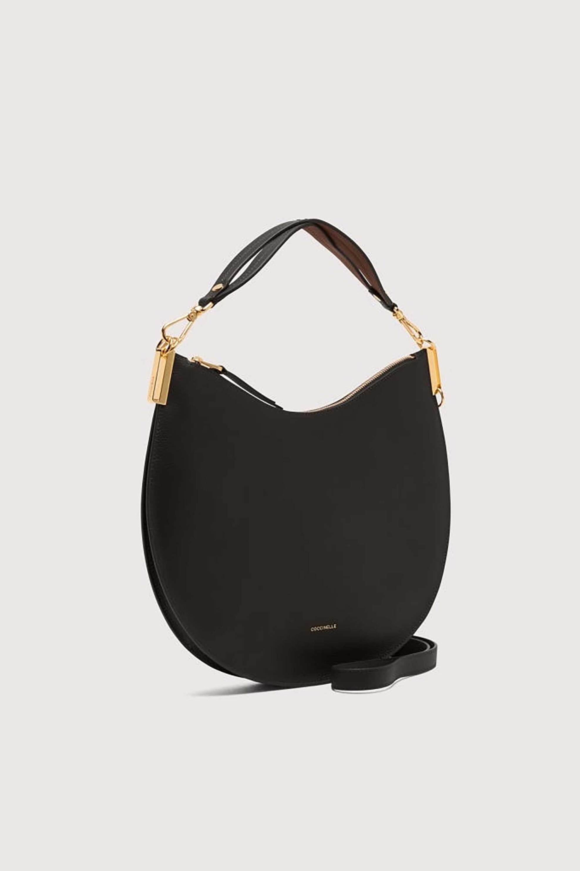 Coccinelle γυναικεία δερμάτινη τσάντα ώμου "Sunup Medium" - E1QKF-130201 Μαύρο φωτογραφία