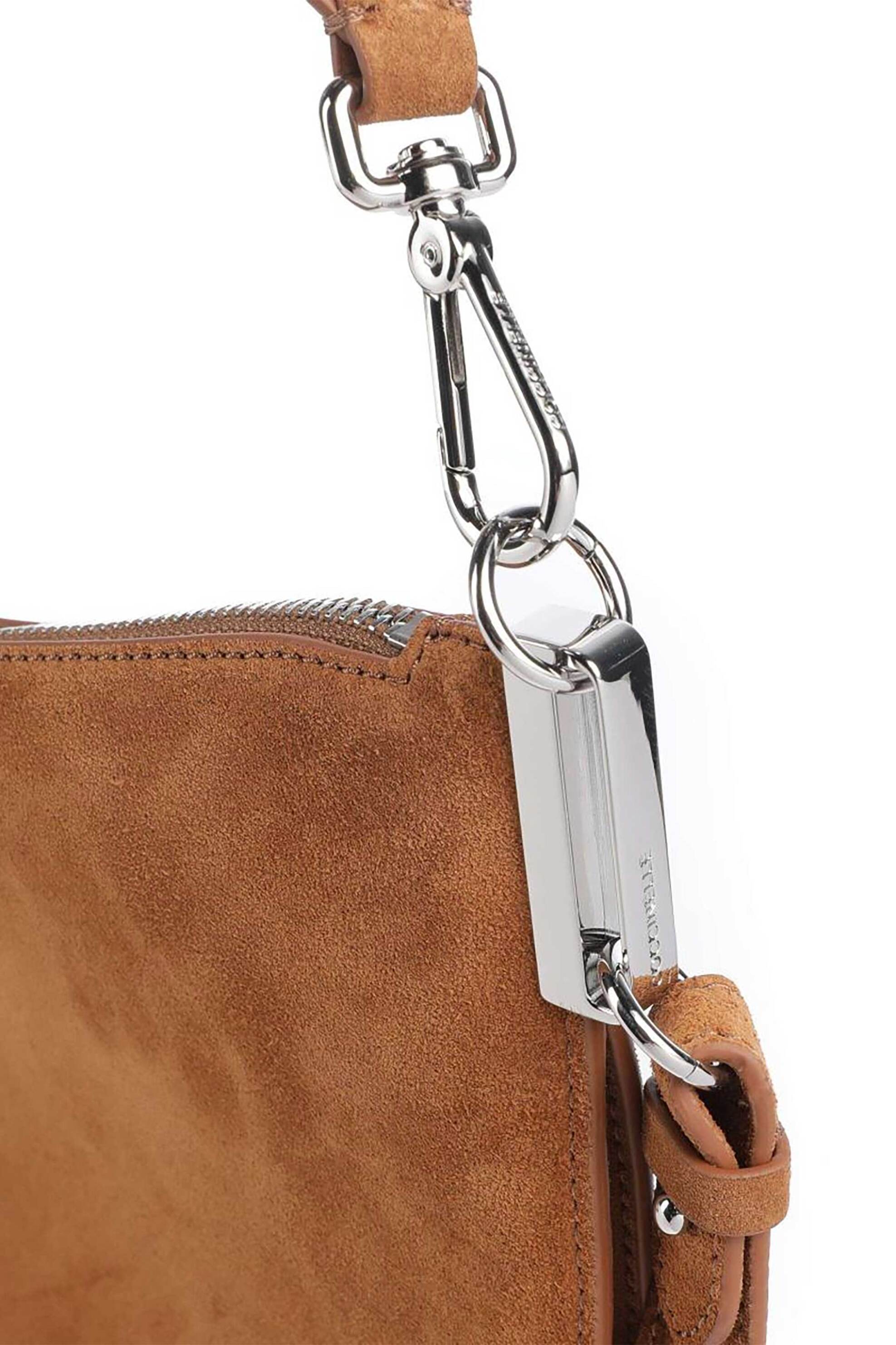 Coccinelle γυναικεία τσάντα ώμου suede με ανάγλυφο λογότυπο - E1QKG-130201 Ταμπά φωτογραφία