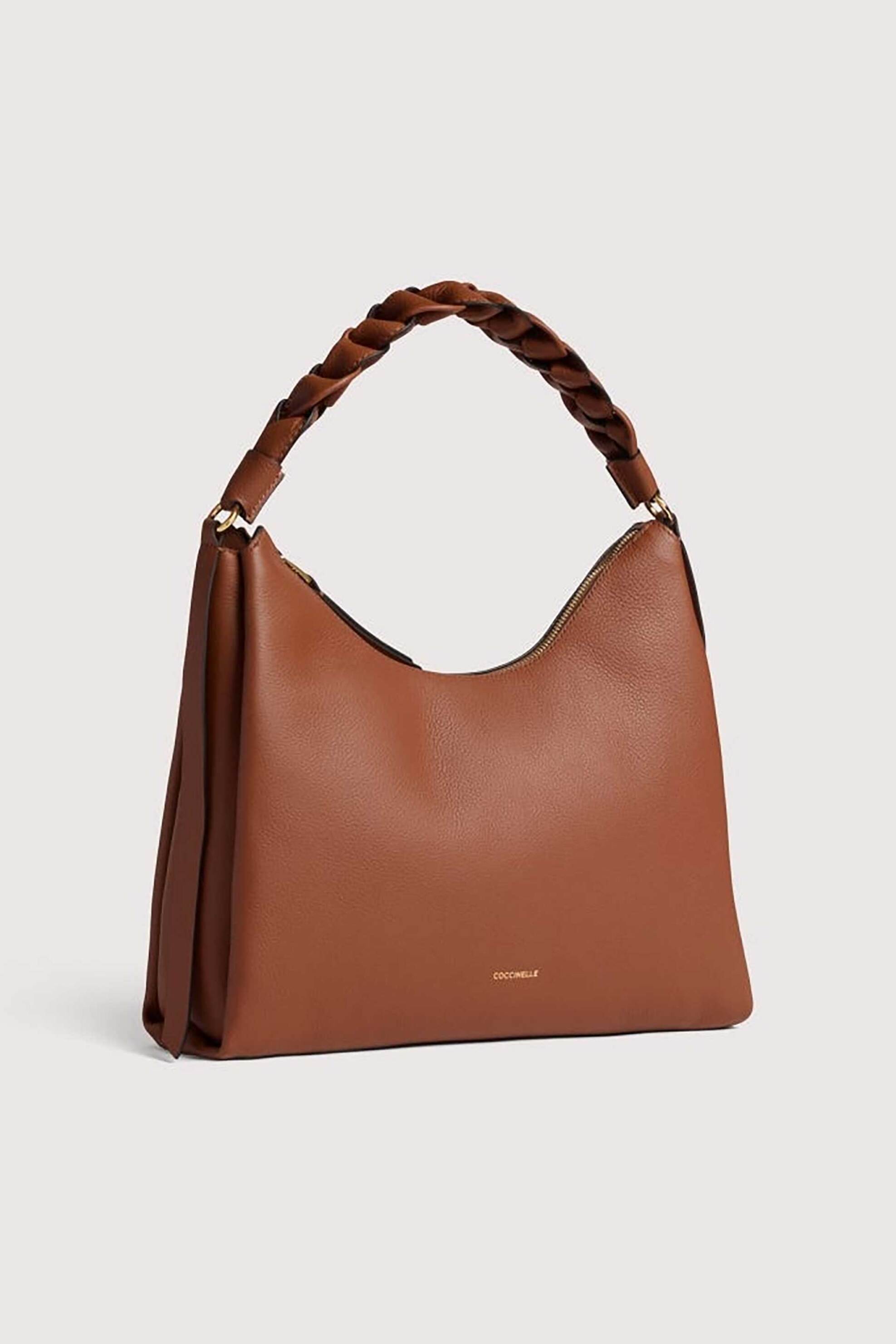 Coccinelle γυναικεία δερμάτινη τσάντα ώμου "Boheme Medium" - E1M50-130201 Καμηλό φωτογραφία