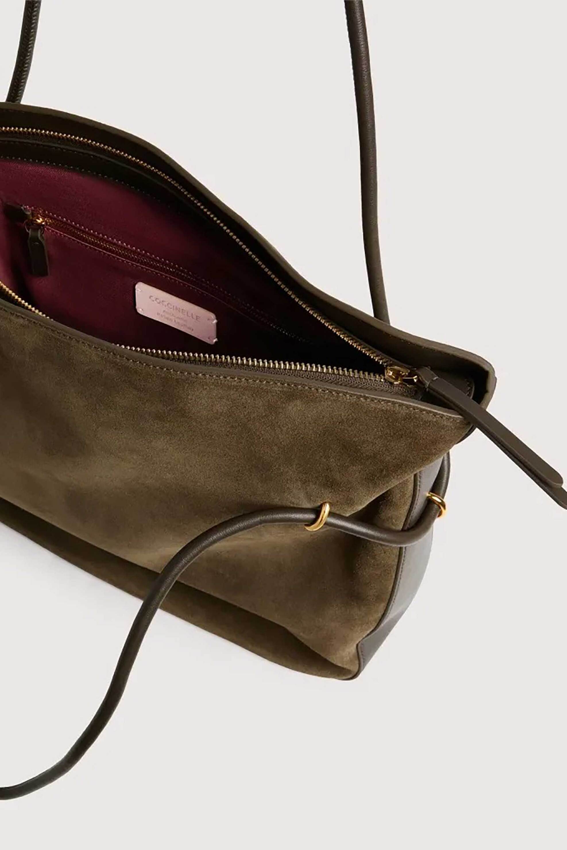 COCCINELLE Coccinelle γυναικεία τσάντα ώμου suede "Lizzie Medium" - E1VEQ-110101 Λαδί - 3