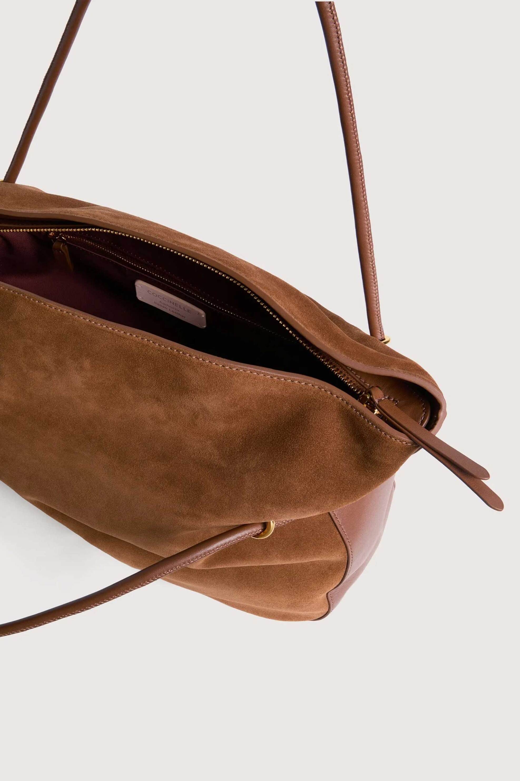 COCCINELLE Coccinelle γυναικεία τσάντα ώμου suede "Lizzie Medium" - E1VEQ-110101 Ταμπά - 3