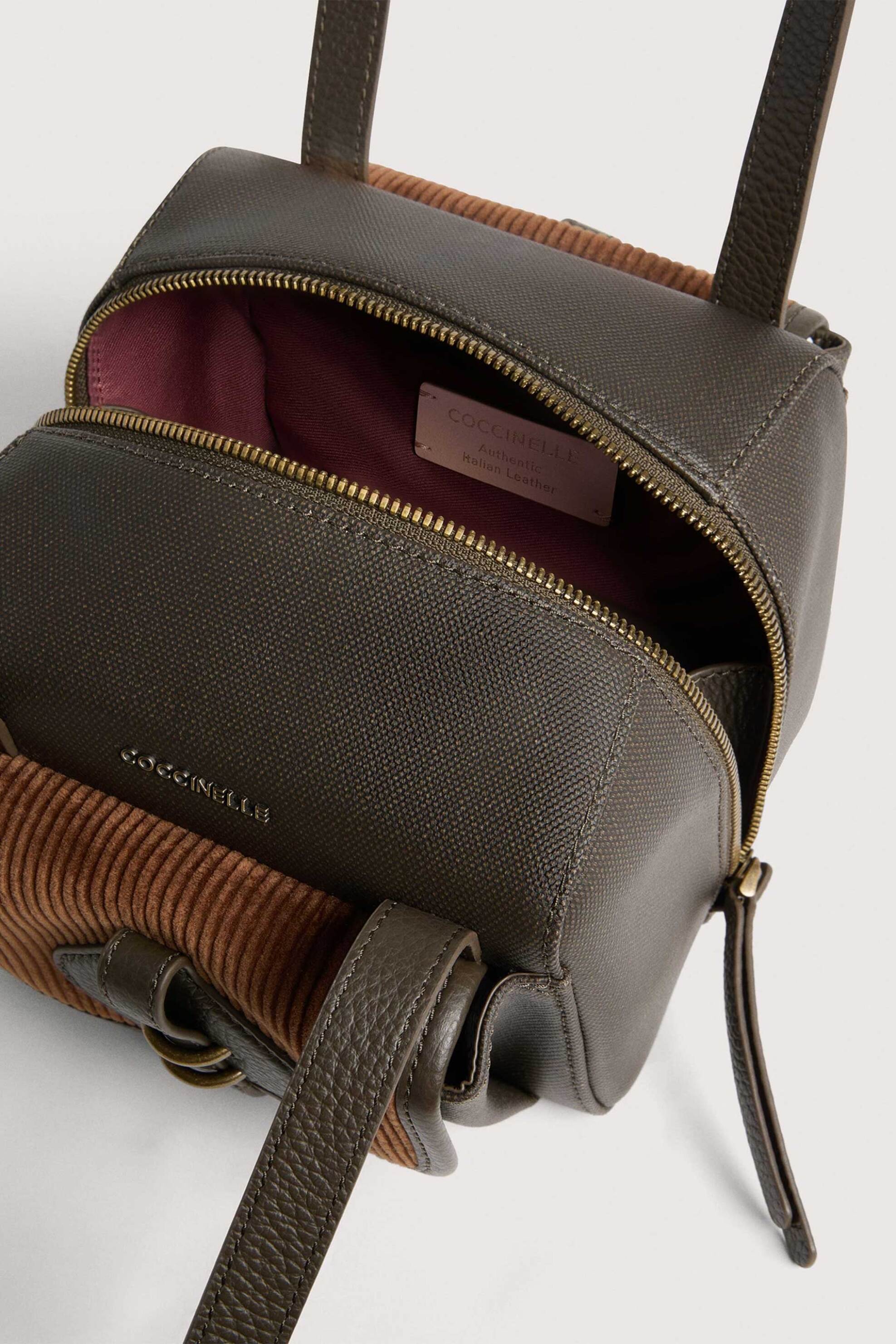 COCCINELLE Coccinelle γυναικεία τσάντα ώμου "Mavery Pocket Small" - E1VGL-120401 Λαδί - 3
