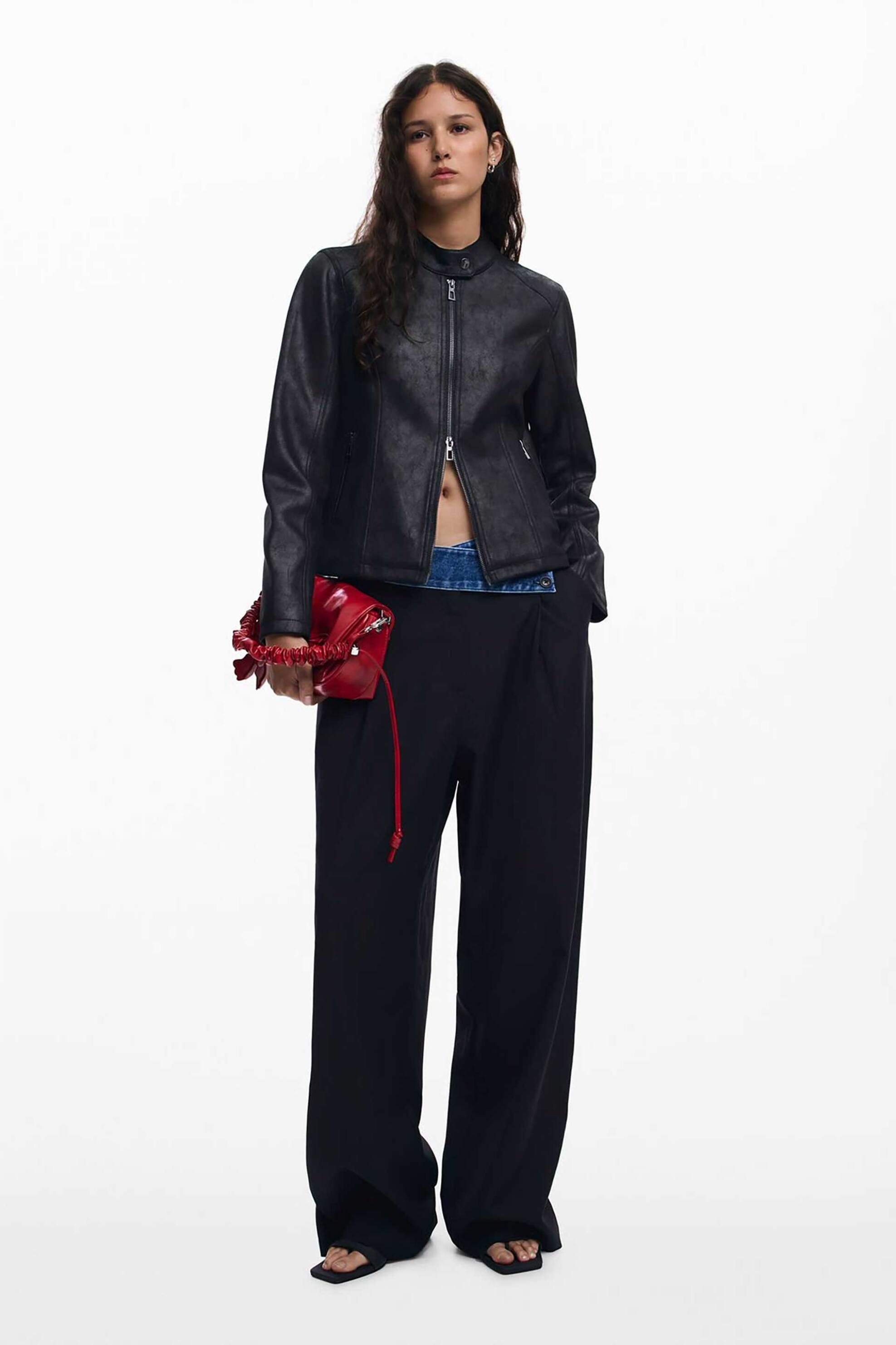 Desigual γυναικείο jacket faux leather με mao γιακά "Basic" - 25WWEW43 Μαύρο φωτογραφία