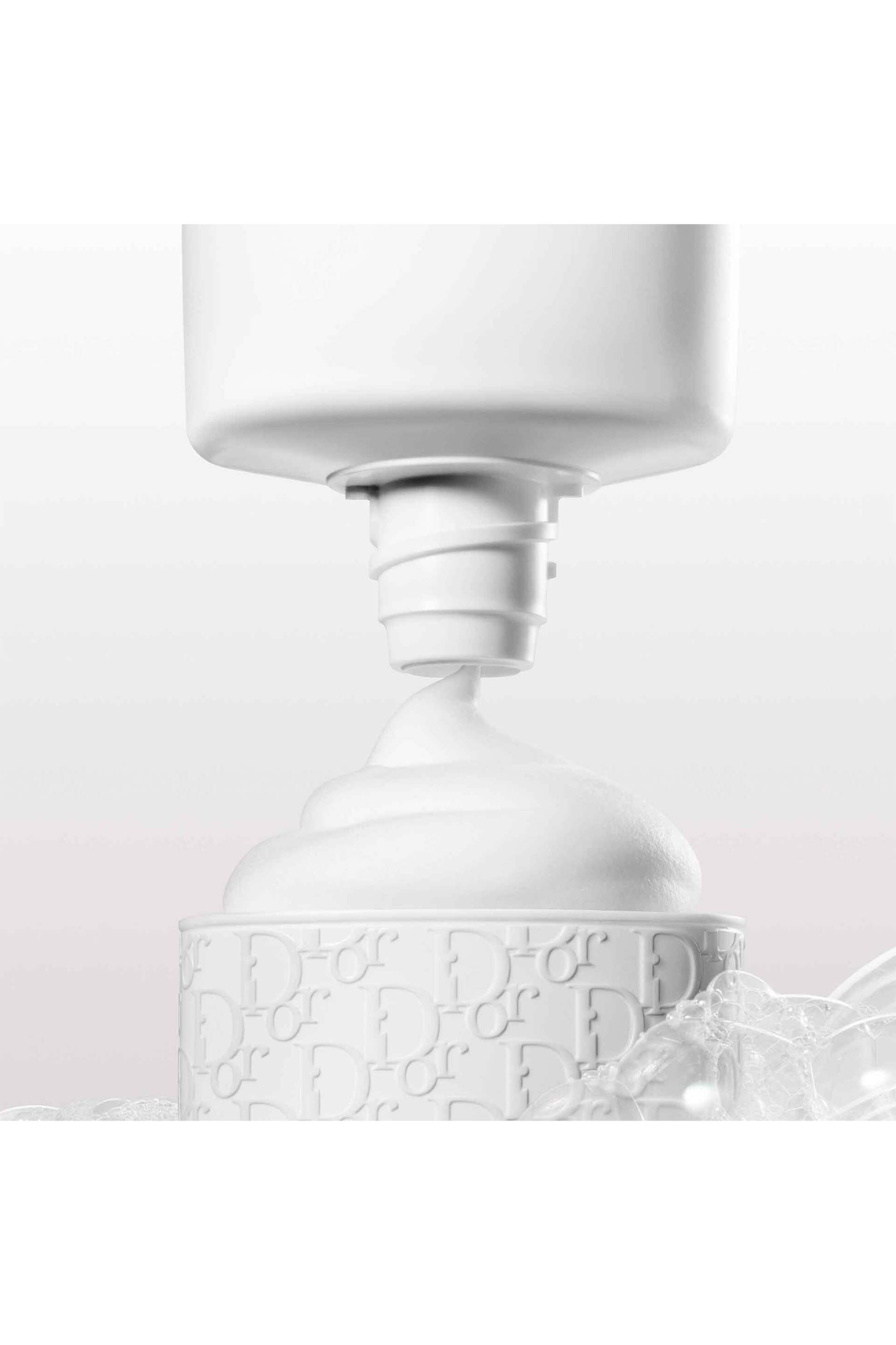 Dior OFF/ON Foaming Cleanser Cleansing and Purifying Foam 150 ml - E000000428 φωτογραφία