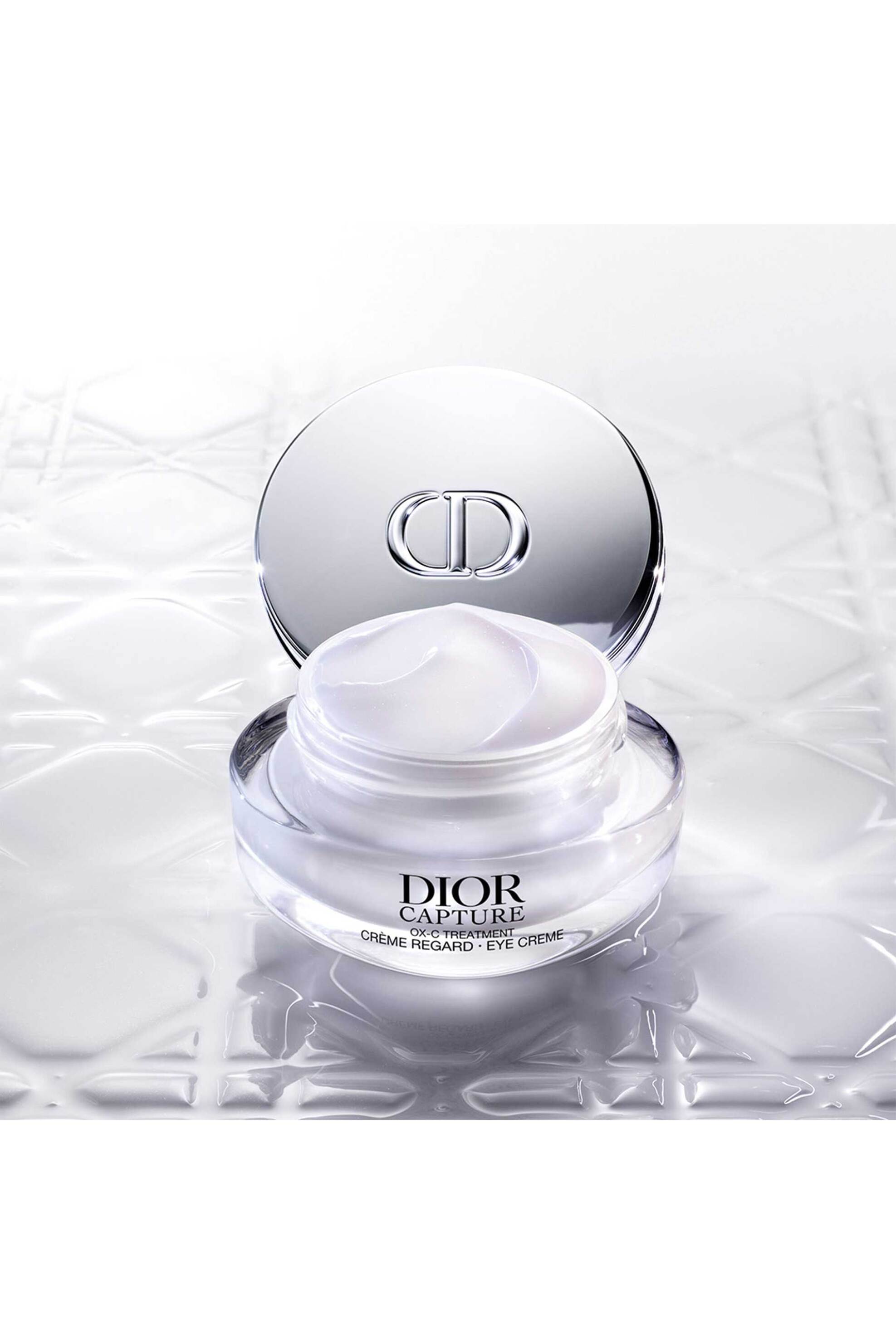 Dior Capture Eye Creme Eye Cream - Age-Defying Correction - Wrinkles, Firmness, Dark Circles and Puffiness 15 ml - E000000445 φωτογραφία