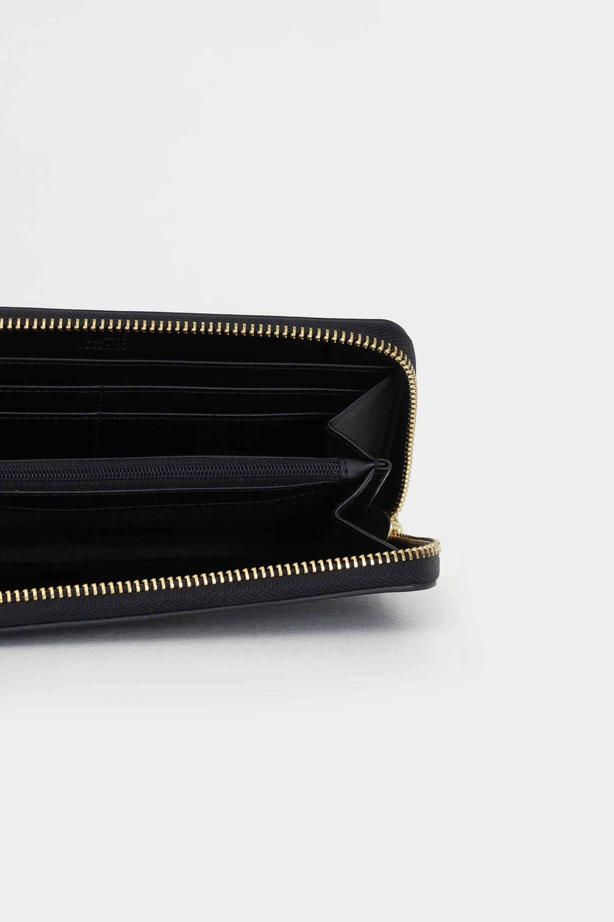 Love Moschino γυναικείο πορτοφόλι μονόχρωμο με μεταλλικό λογότυπο - JC5700PP1LLD0 Μαύρο φωτογραφία