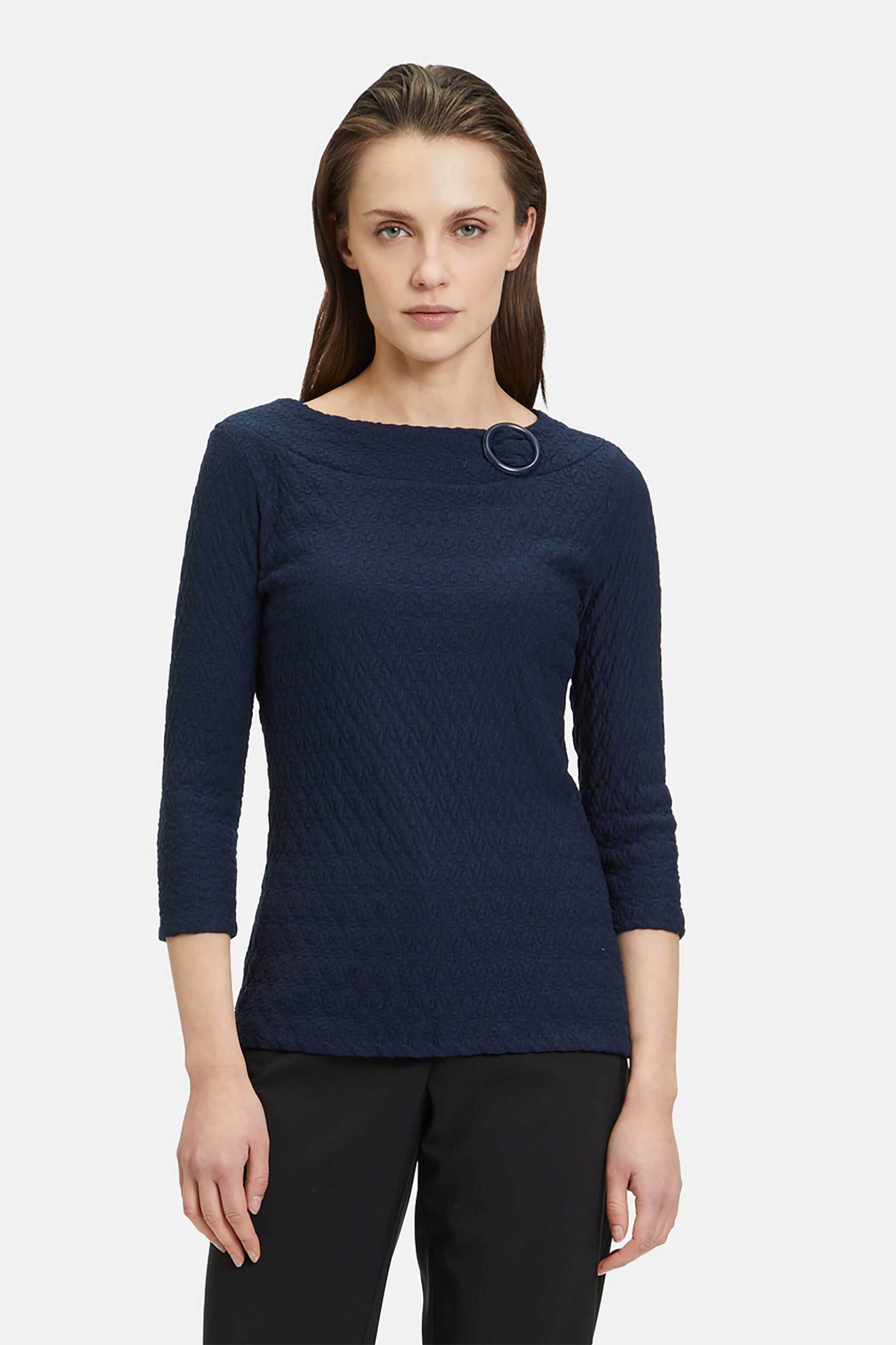 Betty Barclay γυναικεία μπλούζα μονόχρωμη με ανάγλυφο σχέδιο | 40