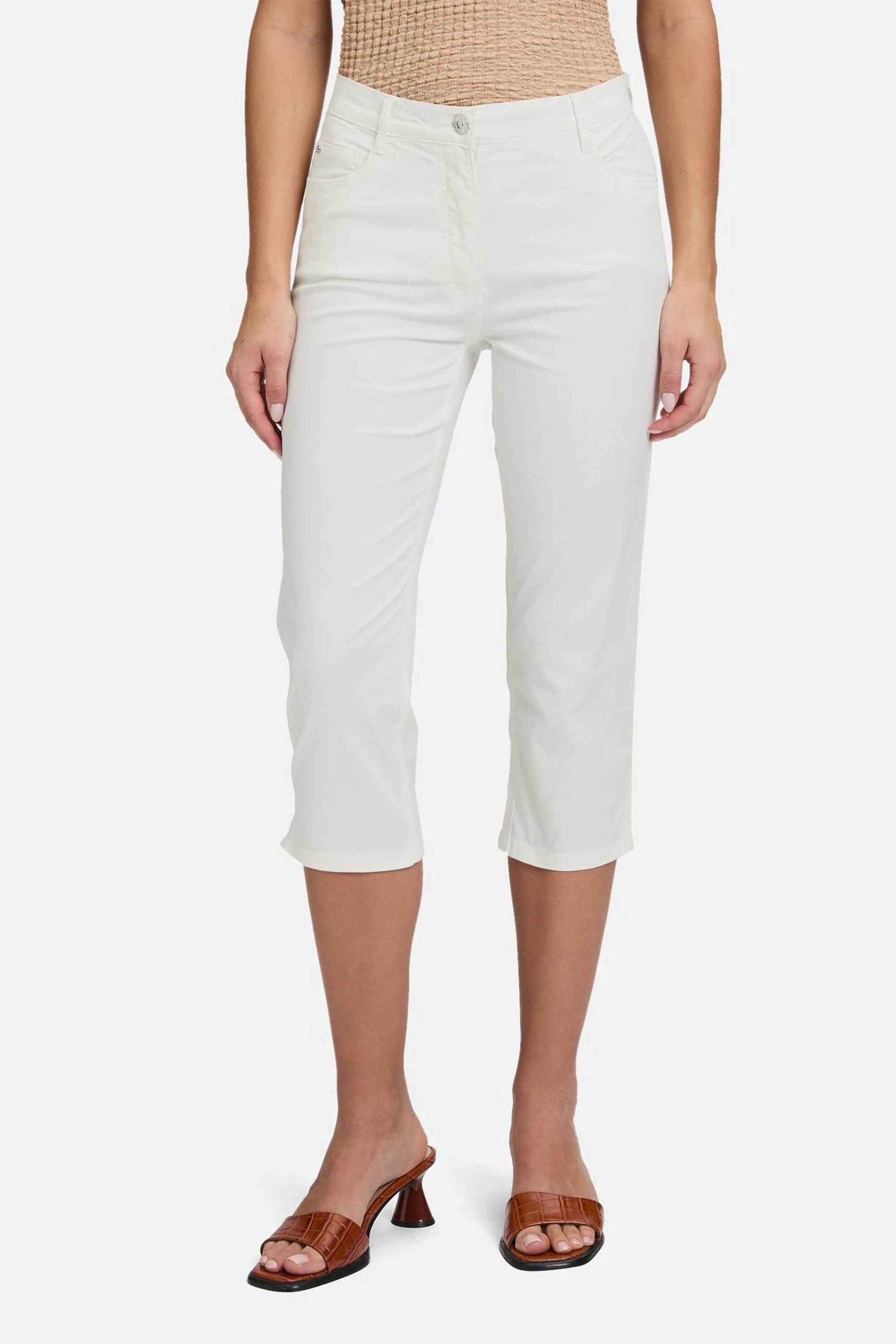 Betty Barclay γυναικείο παντελόνι κάπρι μονόχρωμο Slim Fit - 6042/1200 Λευκό φωτογραφία