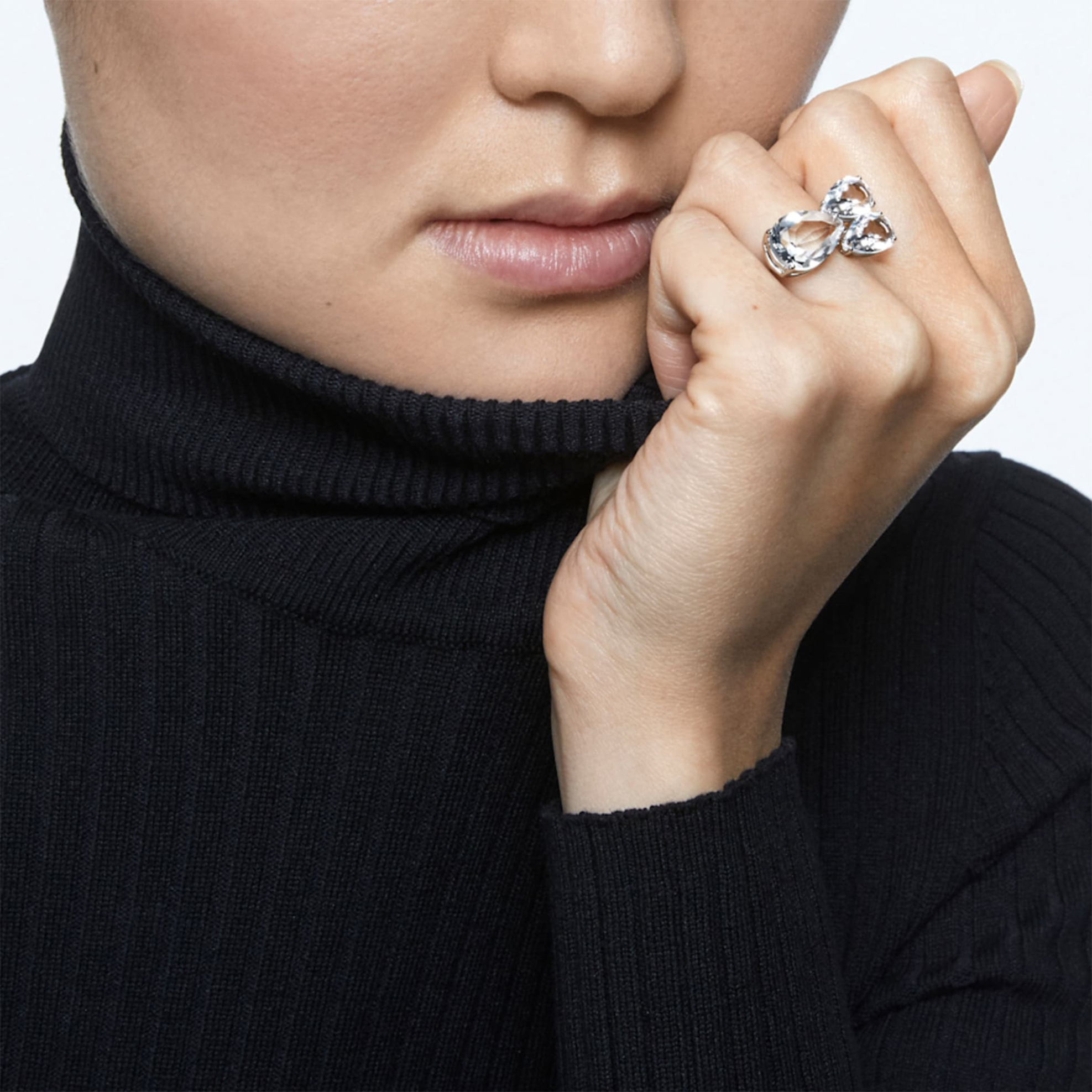 Swarovski Millenia Cocktail Ring Pear Cut Crystals White Rhodium Plated - 5609000