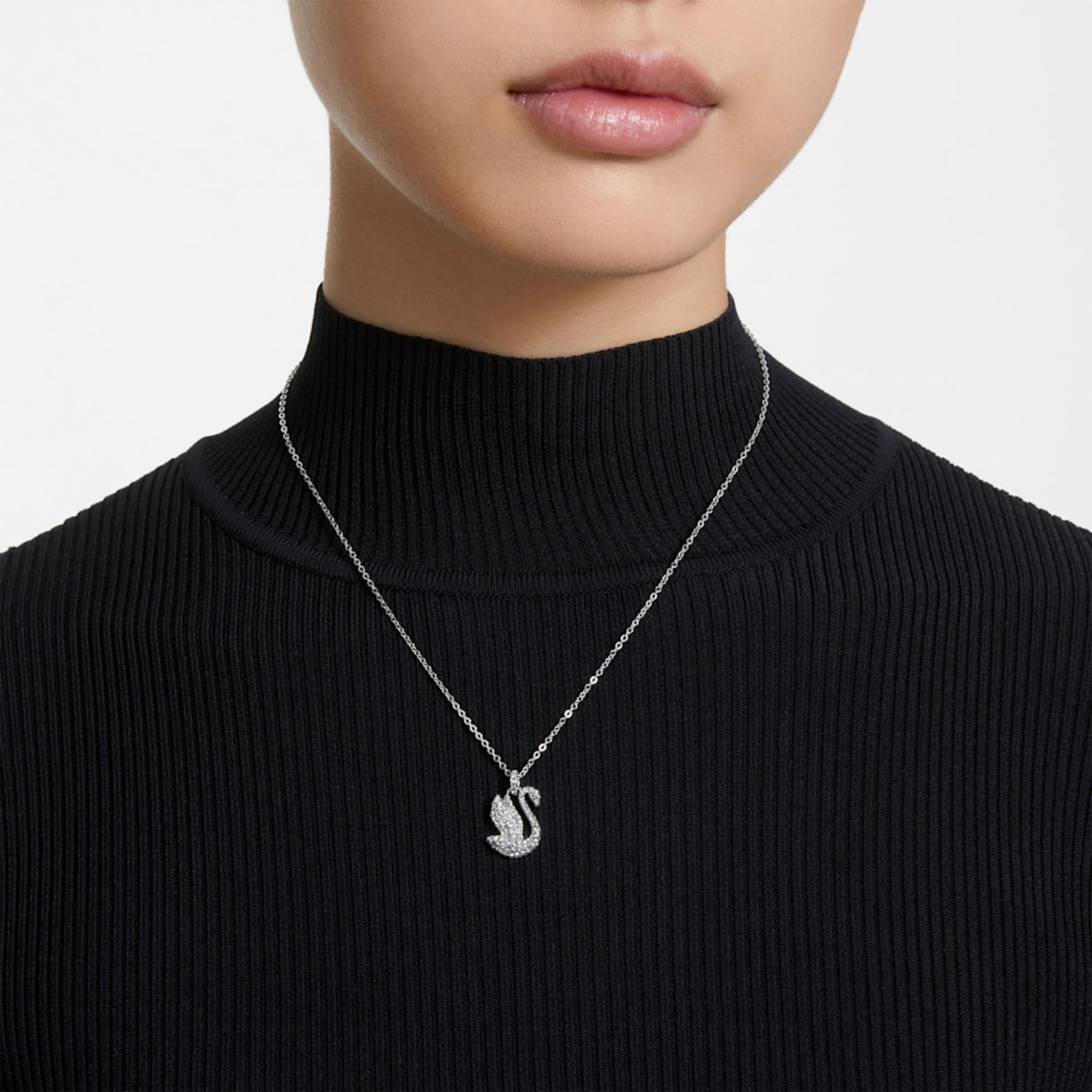 SWAROVSKI Swarovski γυναικείο μενταγιόν Iconic Swan Κύκνος, Mεσαίο, Λευκό, Επιμετάλλωση ροδίου - 5647872 - 2