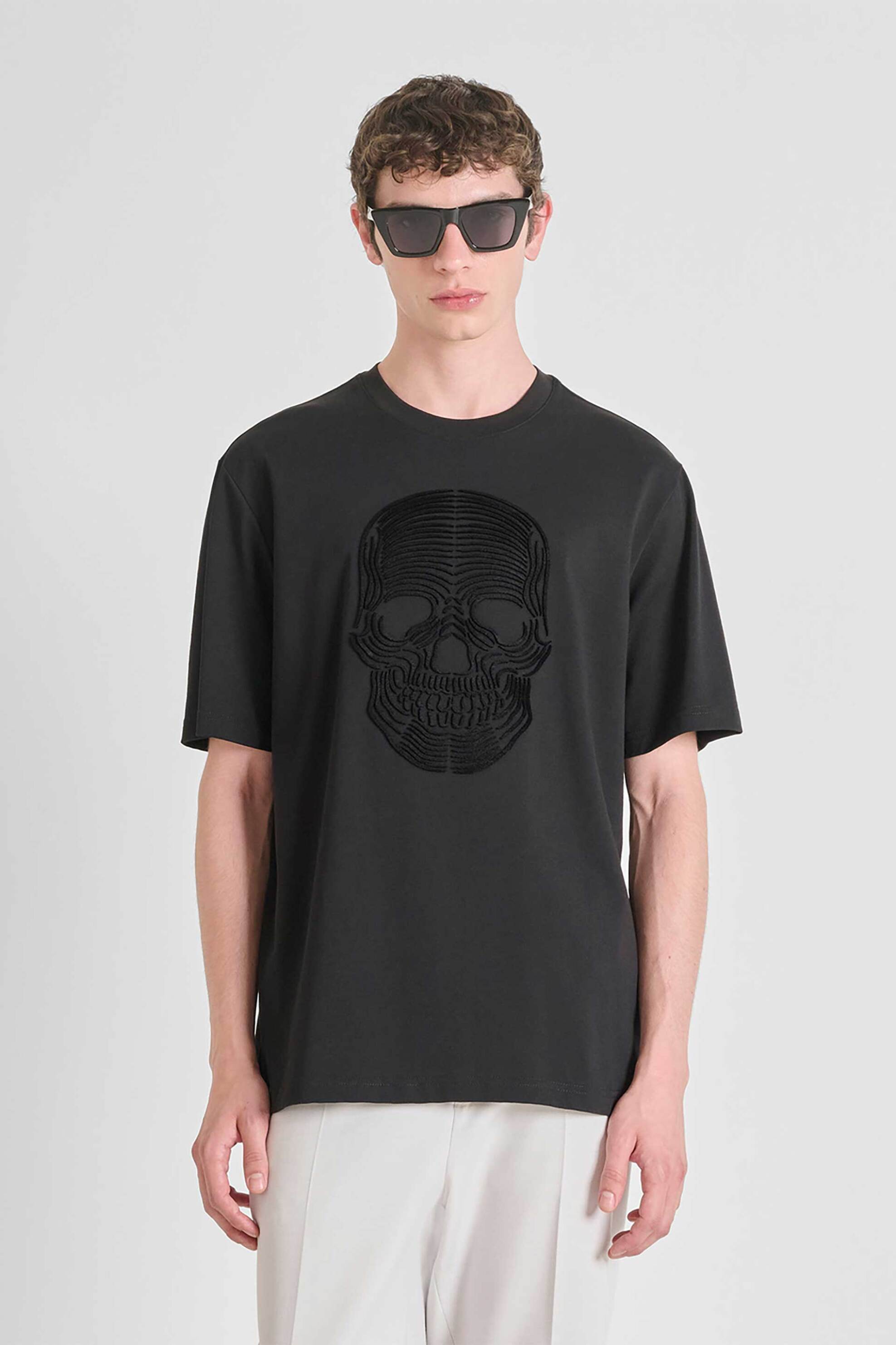 ANTONY MORATO Antony Morato ανδρικό T-shirt με ανάγλυφο skull print Relaxed Fit - KS02544FA100239 Μαύρο